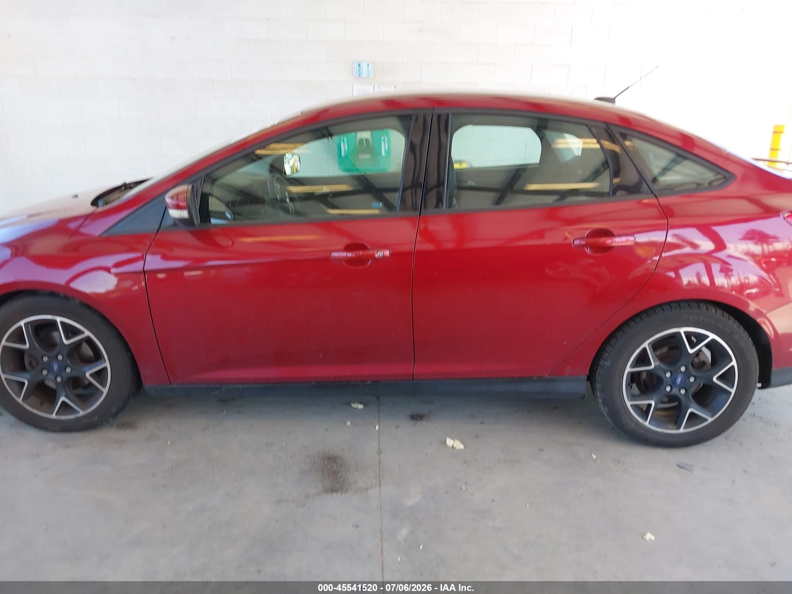 2014 Ford Focus Se Бордовый vin: 1FADP3F25EL420632
