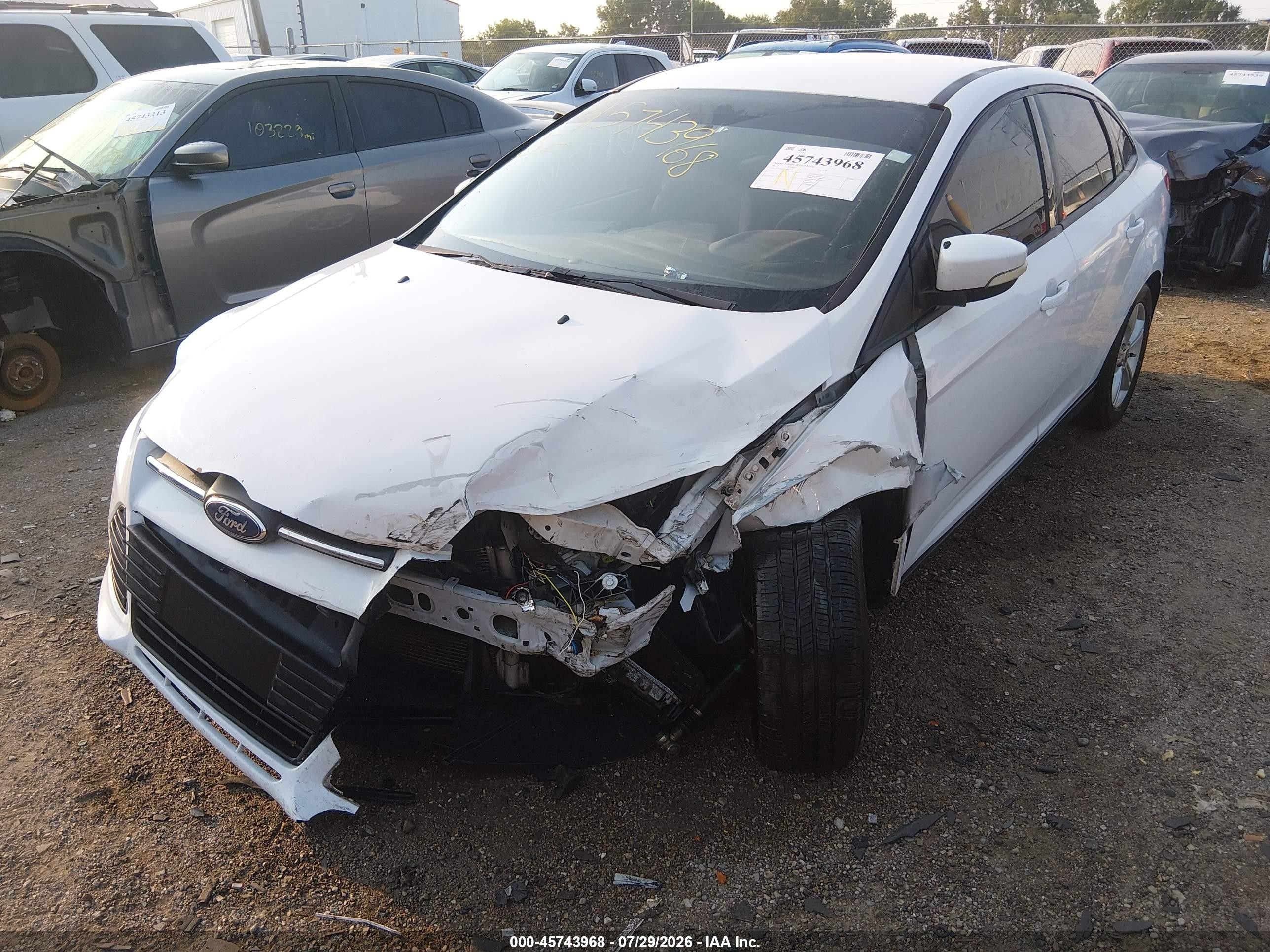 2014 Ford Focus Se White vin: 1FADP3F25EL438676