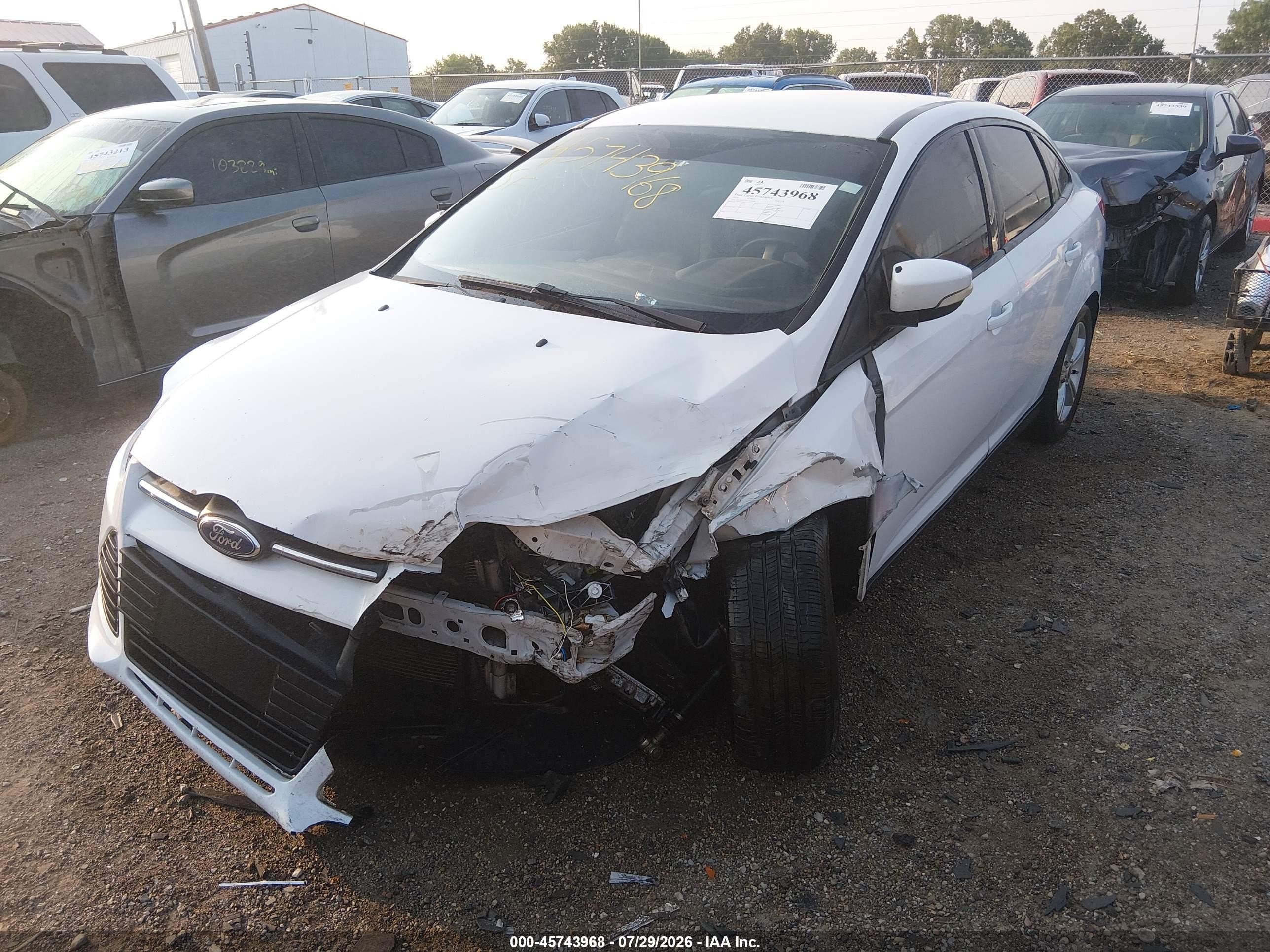 2014 Ford Focus Se White vin: 1FADP3F25EL438676