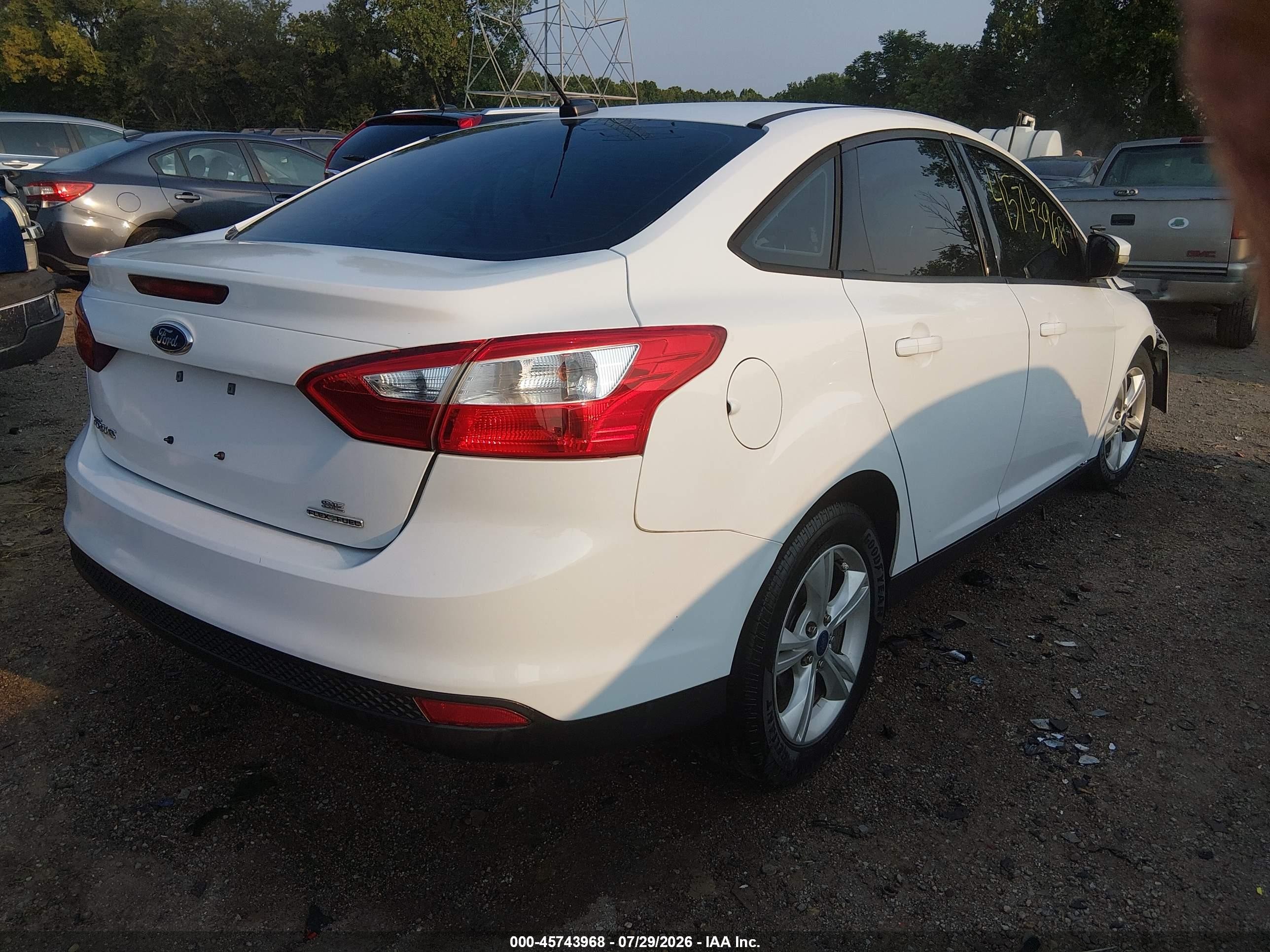 2014 Ford Focus Se White vin: 1FADP3F25EL438676