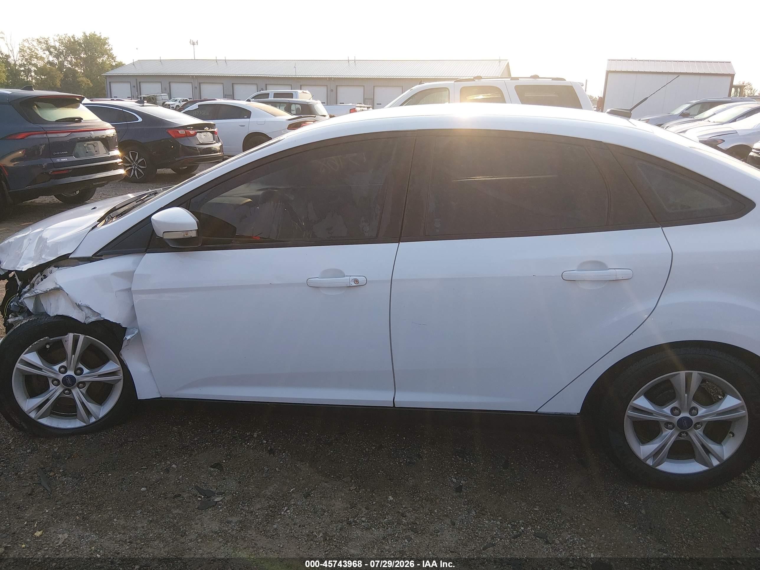 2014 Ford Focus Se White vin: 1FADP3F25EL438676