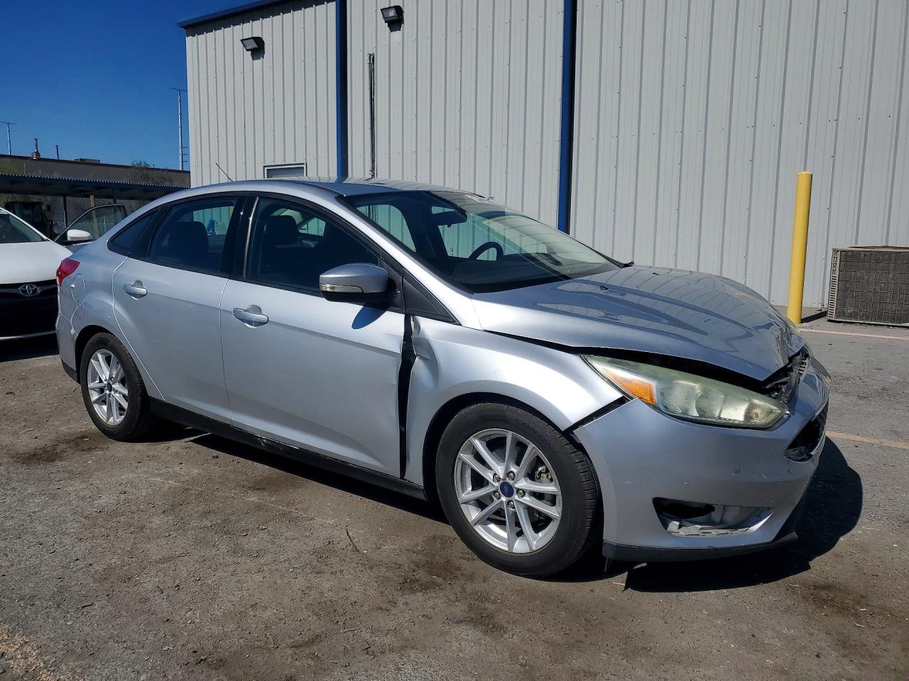 2015 Ford Focus Se Silver vin: 1FADP3F25FL221548