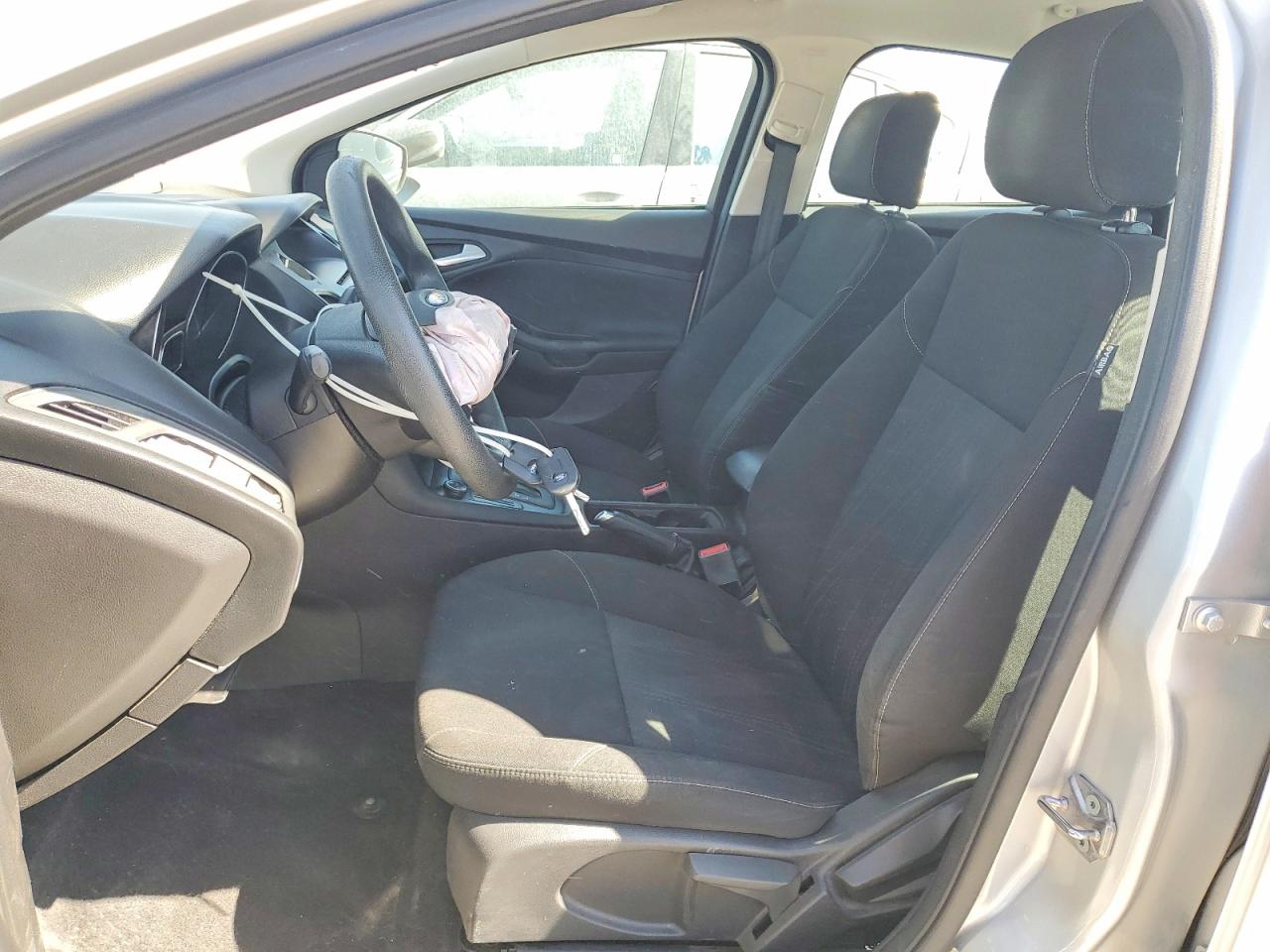 2015 Ford Focus Se Silver vin: 1FADP3F25FL221548