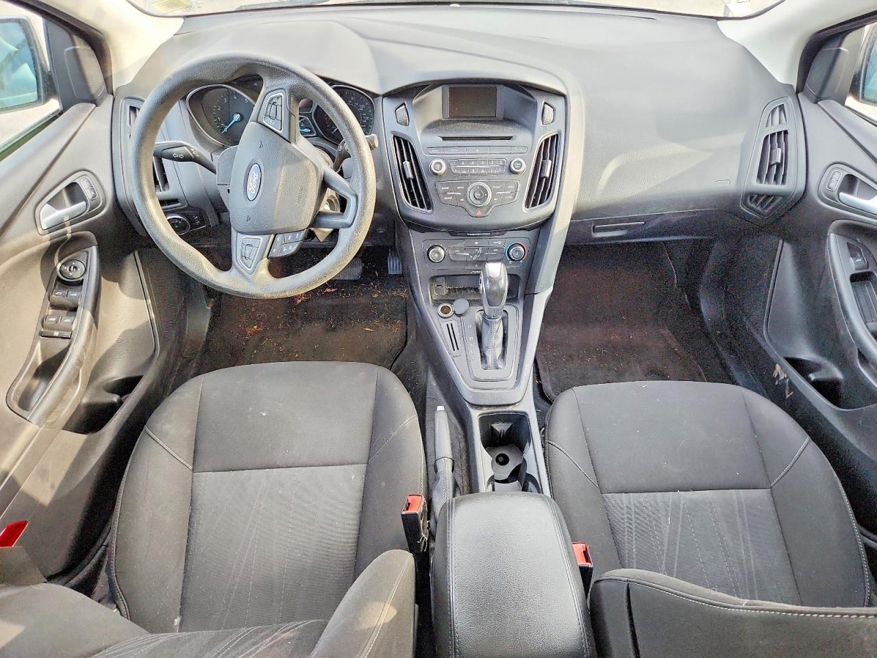 2015 Ford Focus Se Tan vin: 1FADP3F25FL228466