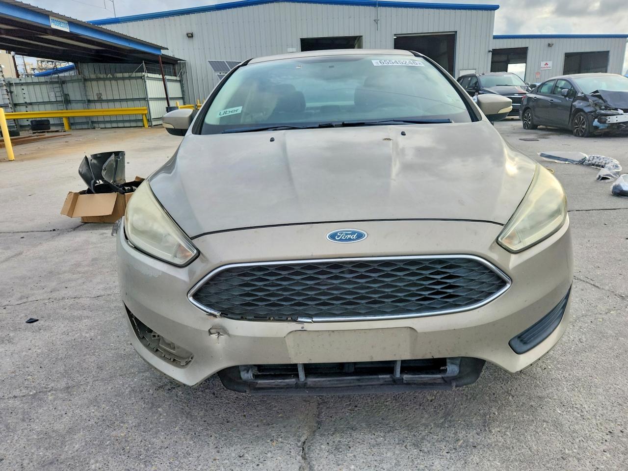 2015 Ford Focus Se Beige vin: 1FADP3F25FL230444