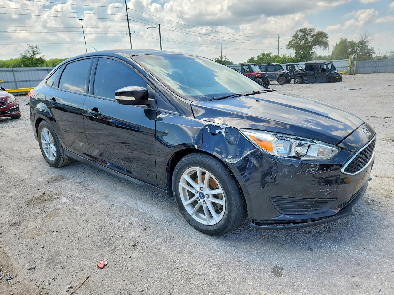 2015 Ford Focus Se Black vin: 1FADP3F25FL255652