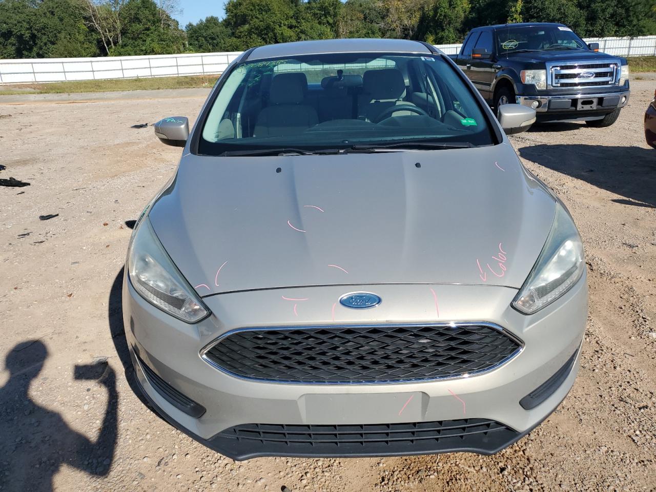 2015 Ford Focus Se Tan vin: 1FADP3F25FL259104