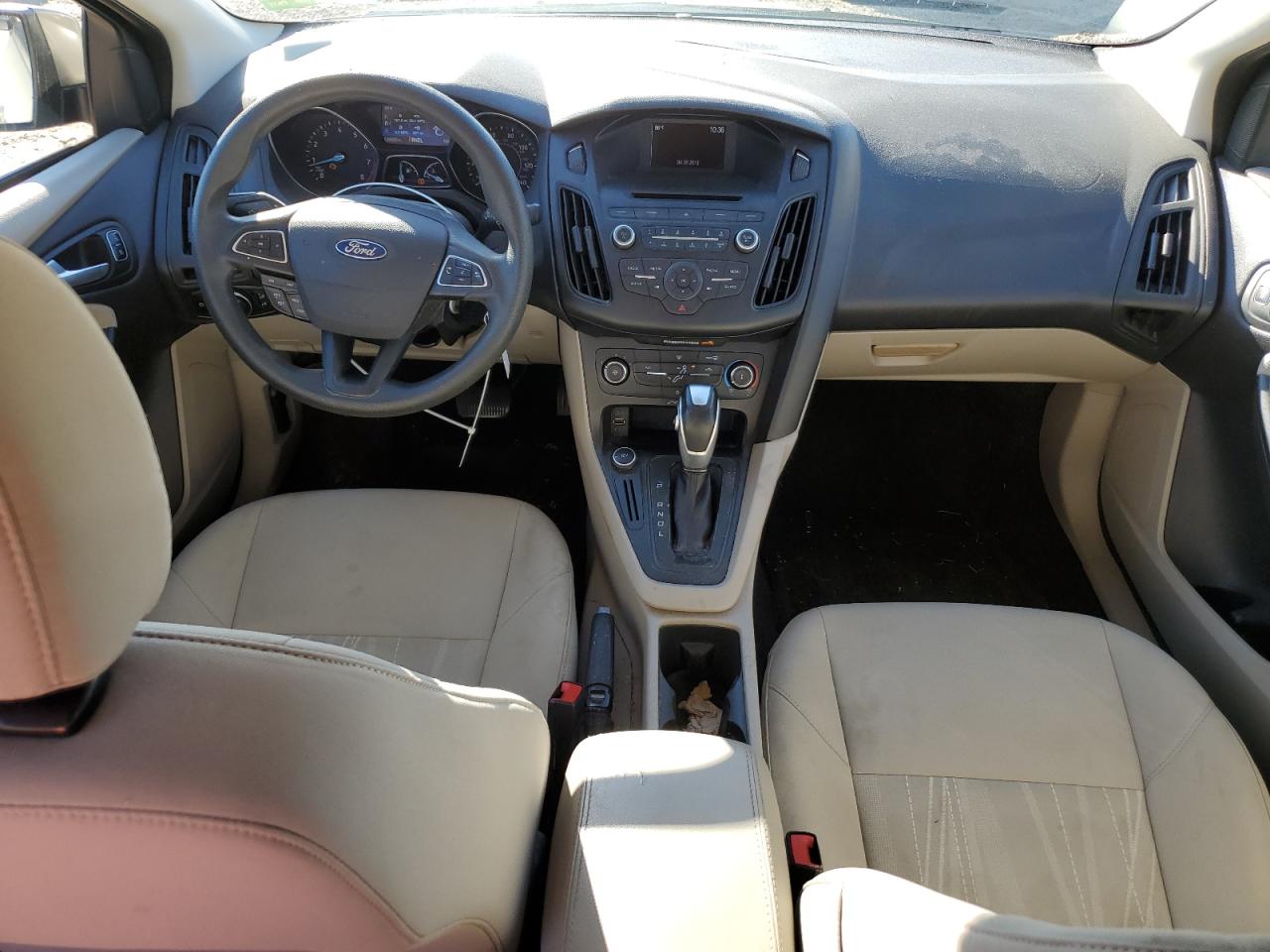 2015 Ford Focus Se Tan vin: 1FADP3F25FL259104