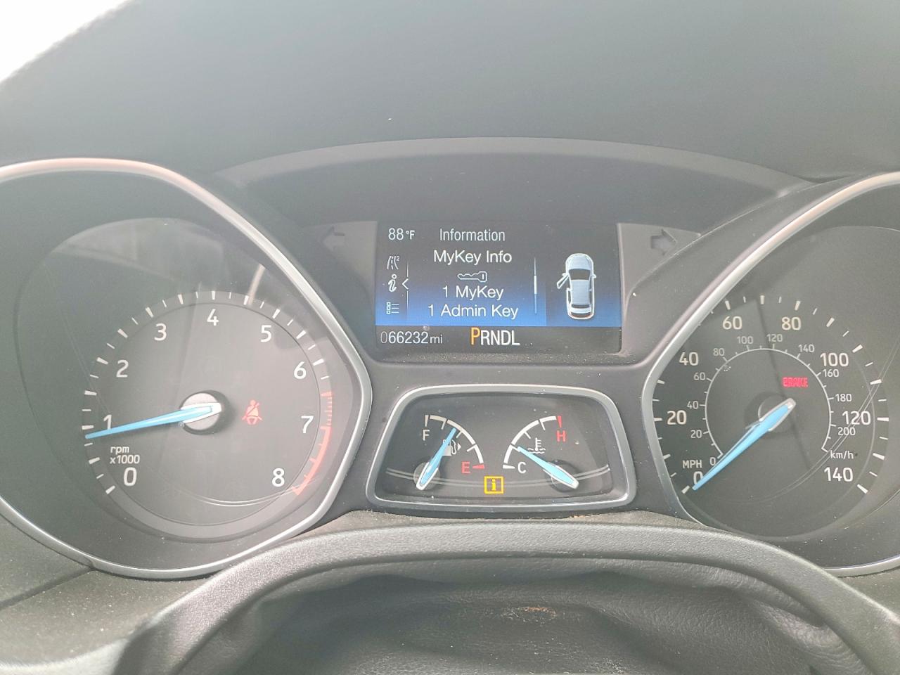2015 Ford Focus Se Charcoal vin: 1FADP3F25FL261838