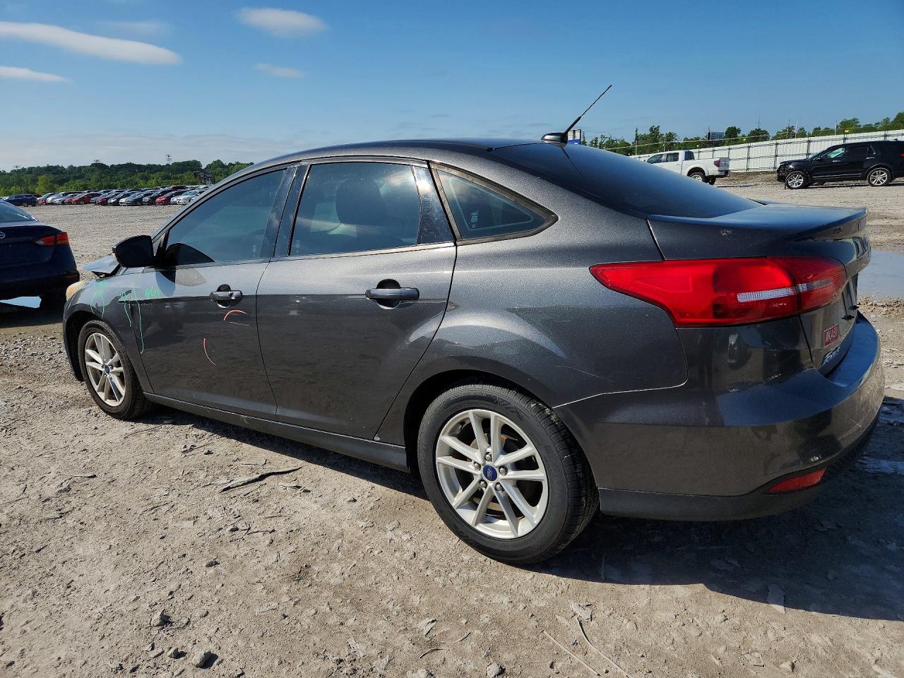 2015 Ford Focus Se Gray vin: 1FADP3F25FL277134