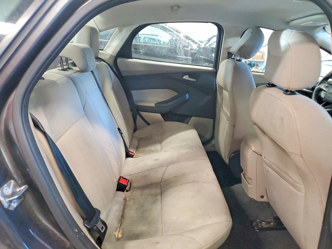 2015 Ford Focus Se Gray vin: 1FADP3F25FL302579