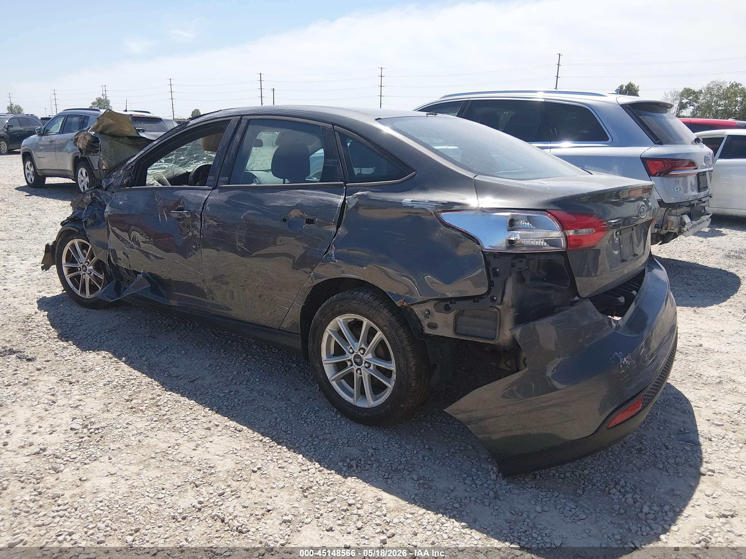 2015 Ford Focus Se Серый vin: 1FADP3F25FL305241