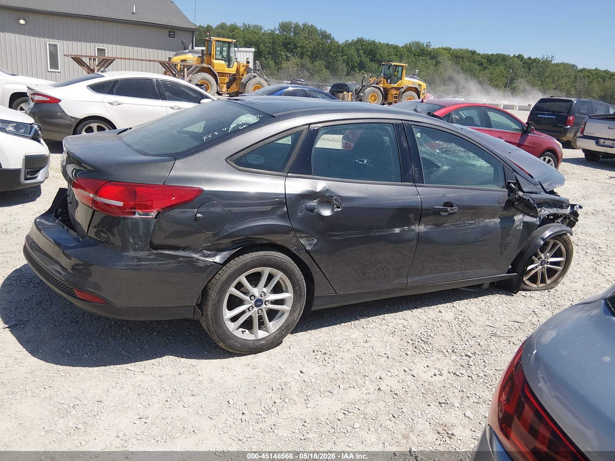 2015 Ford Focus Se Серый vin: 1FADP3F25FL305241