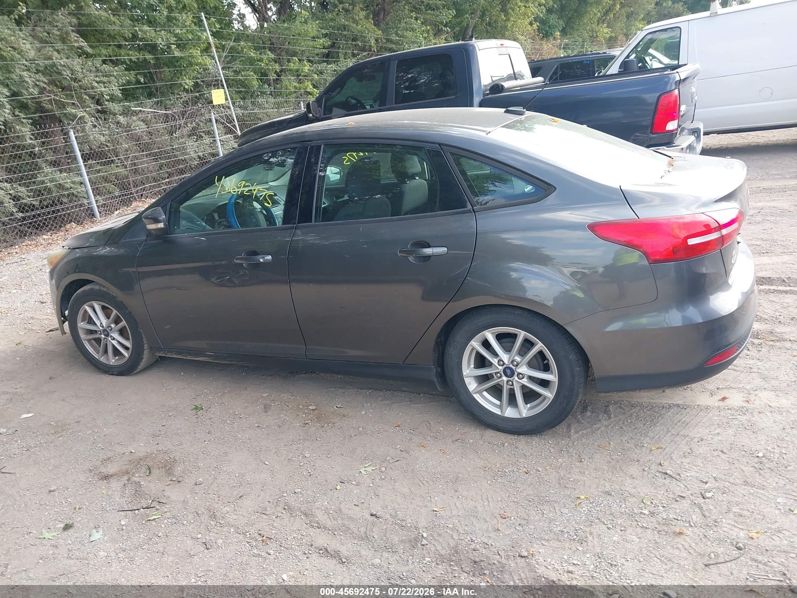 2015 Ford Focus Se Gray vin: 1FADP3F25FL307684