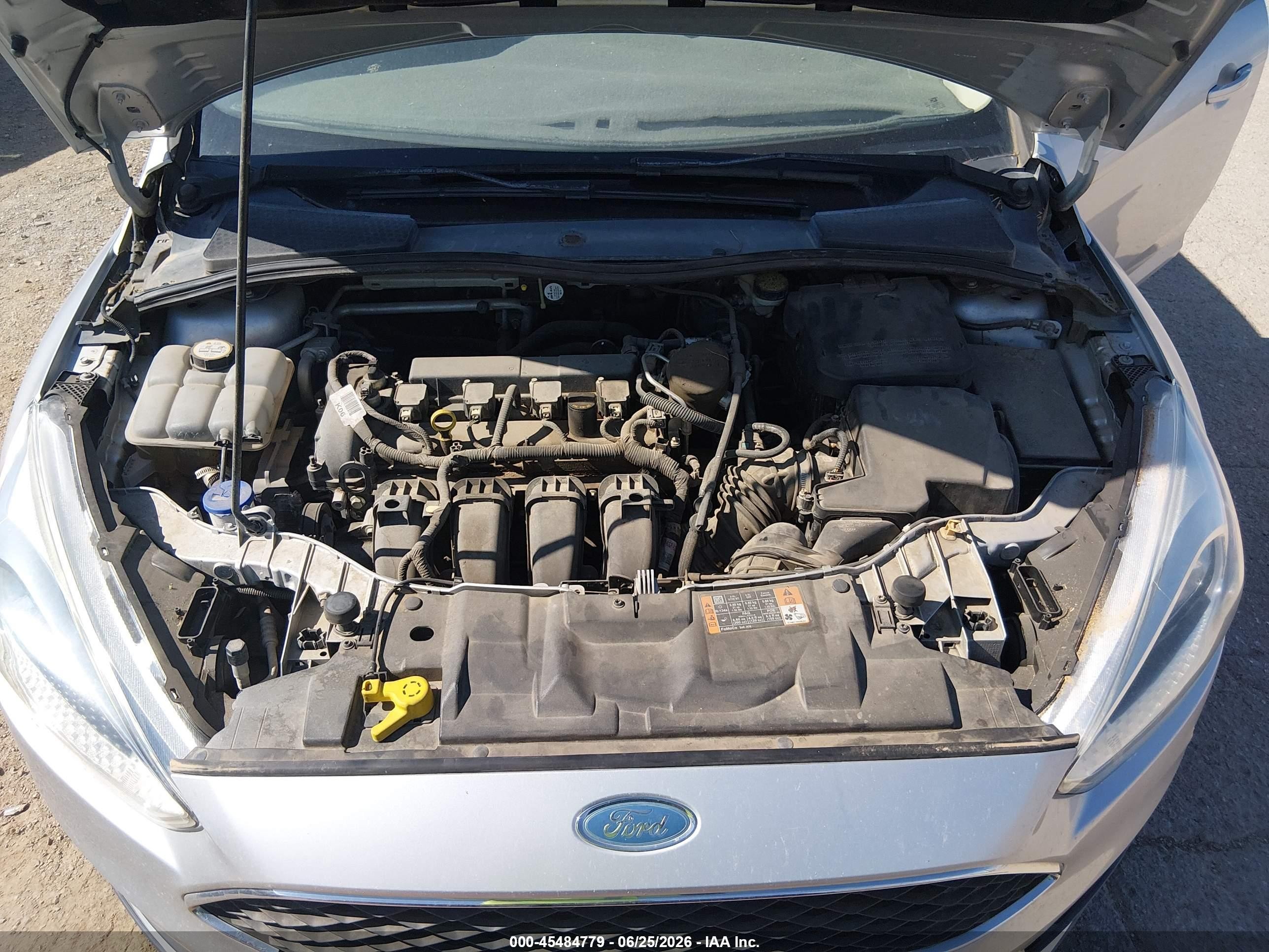 2015 Ford Focus Se Silver vin: 1FADP3F25FL316563