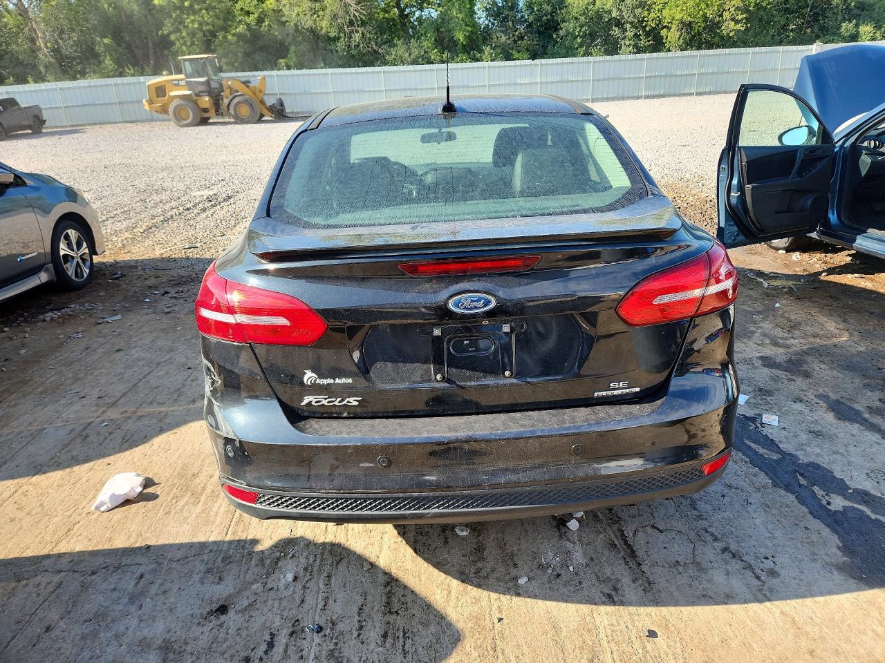 2015 Ford Focus Se Black vin: 1FADP3F25FL340166