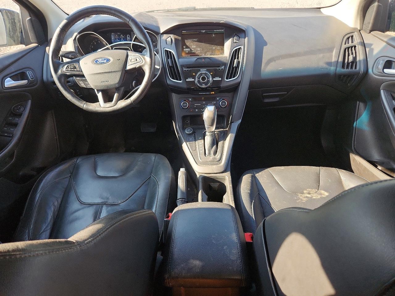 2015 Ford Focus Se Black vin: 1FADP3F25FL340166
