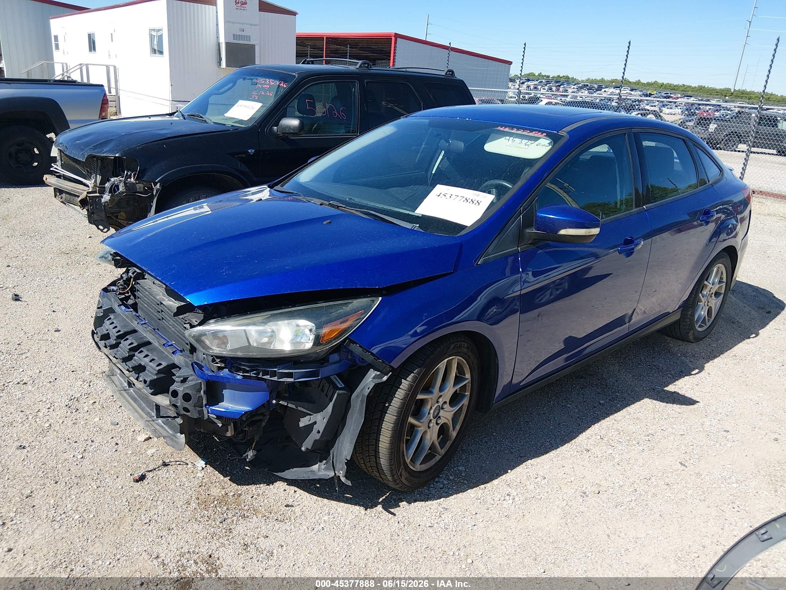 2015 Ford Focus Se Blue vin: 1FADP3F25FL342189