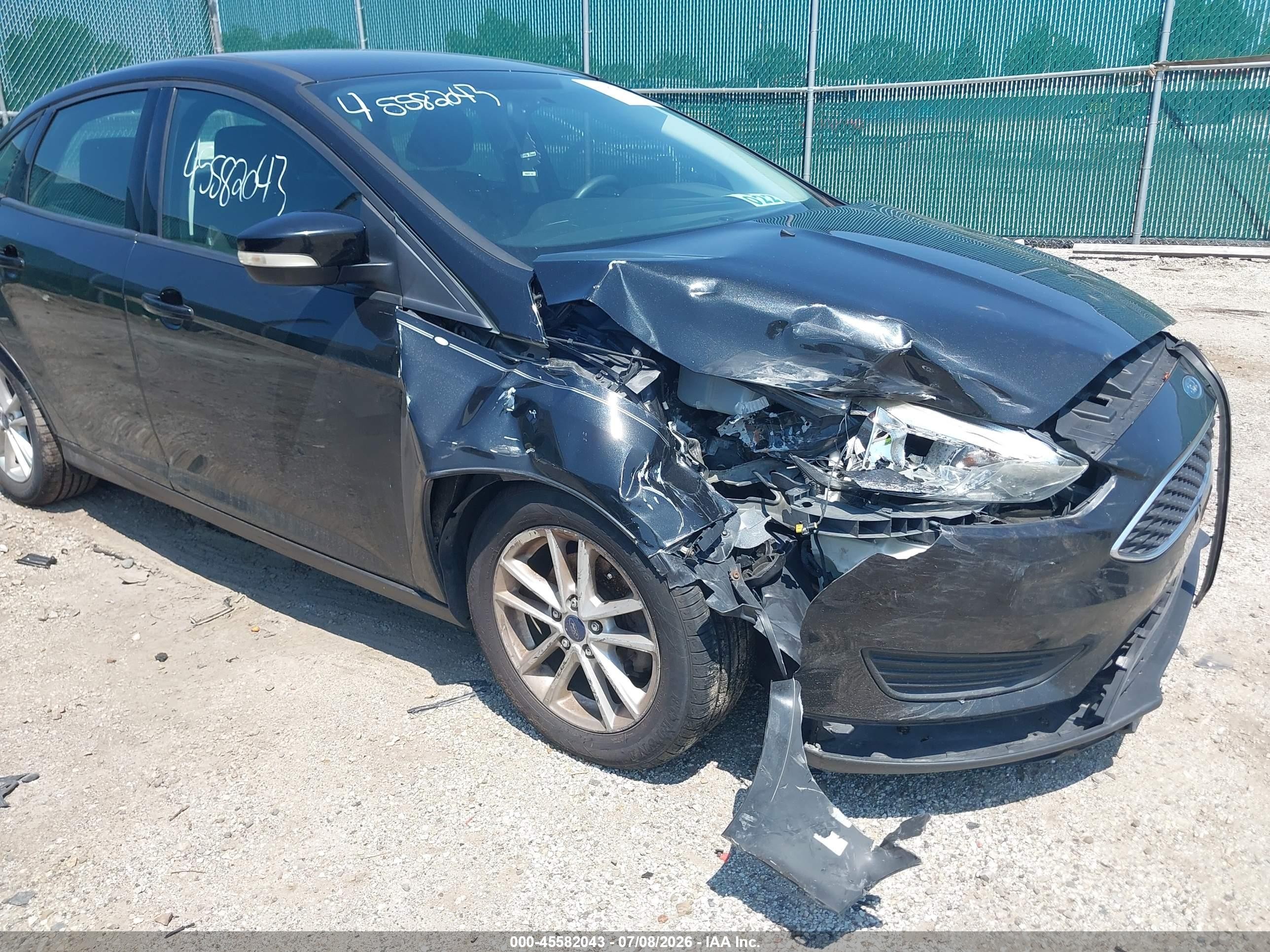 2015 Ford Focus Se Black vin: 1FADP3F25FL346243