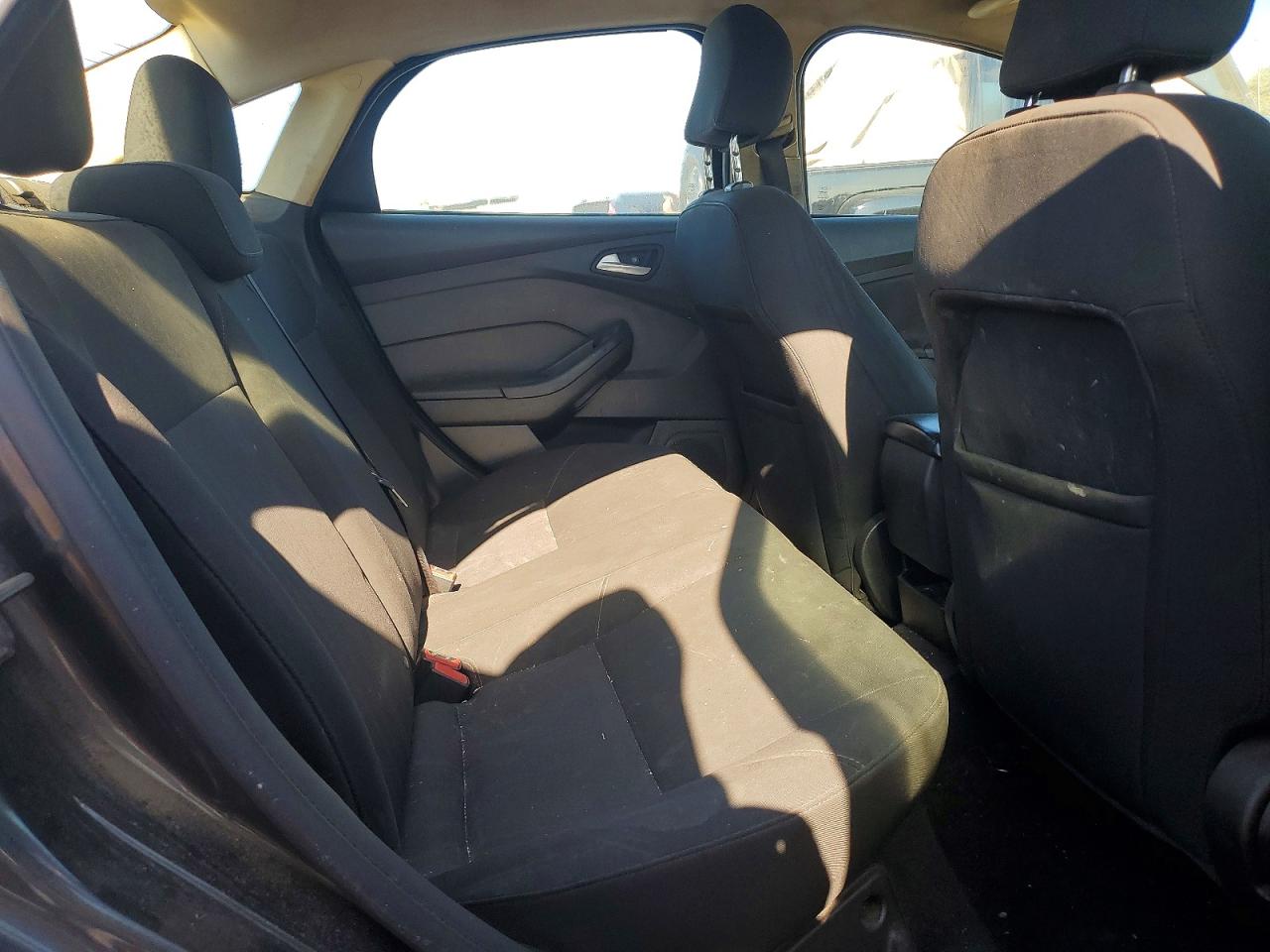 2015 Ford Focus Se Gray vin: 1FADP3F25FL358103