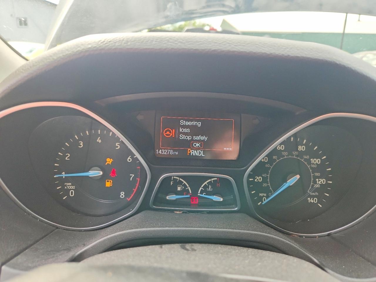 2015 Ford Focus Se Черный vin: 1FADP3F25FL365083