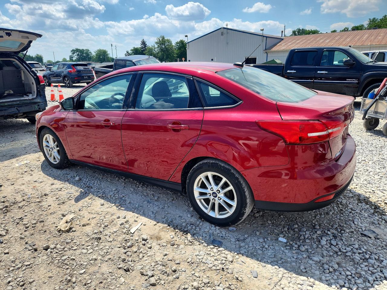 2016 Ford Focus Se Red vin: 1FADP3F25GL220627