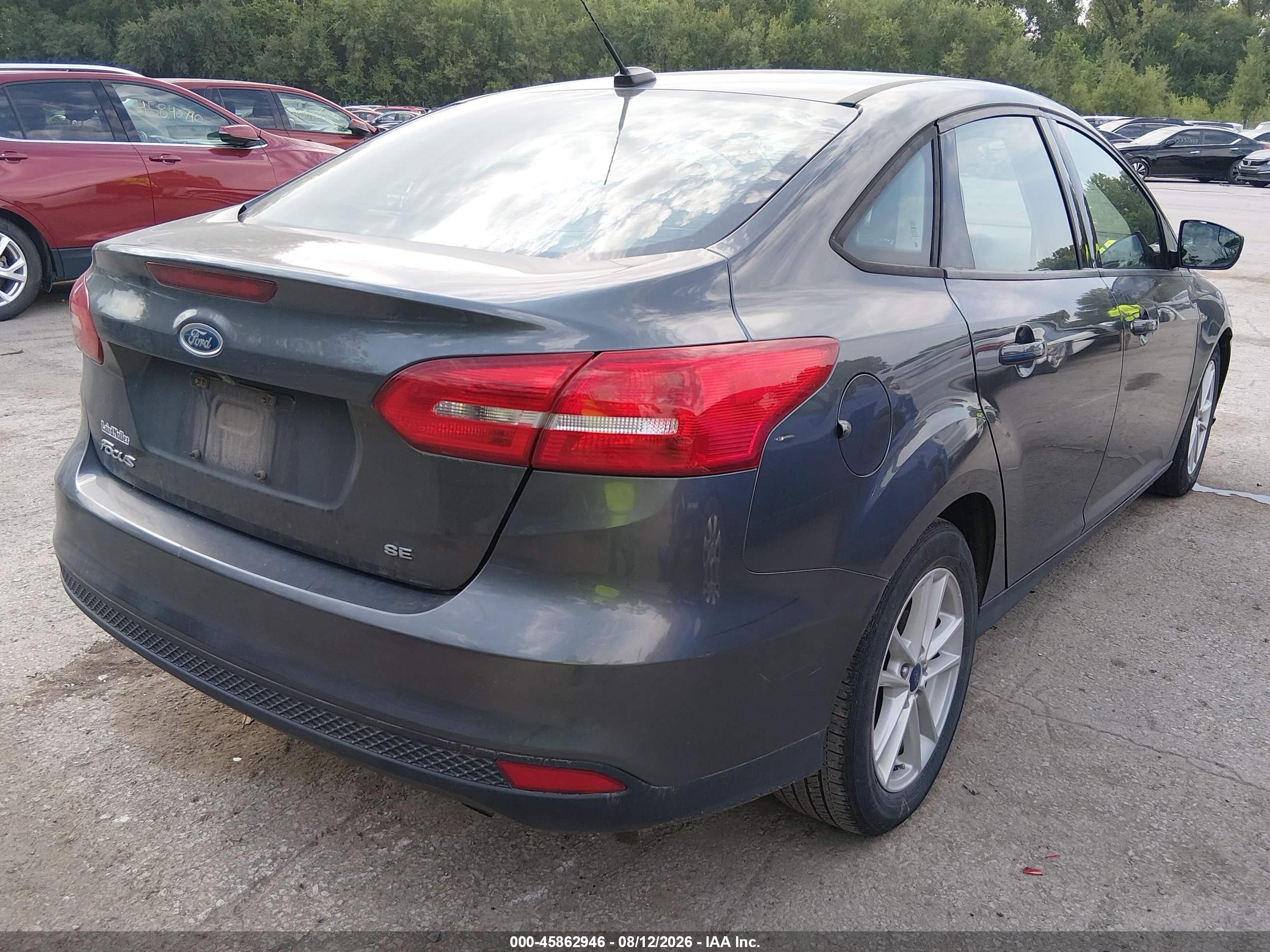 2017 Ford Focus Se Gray vin: 1FADP3F25HL221875