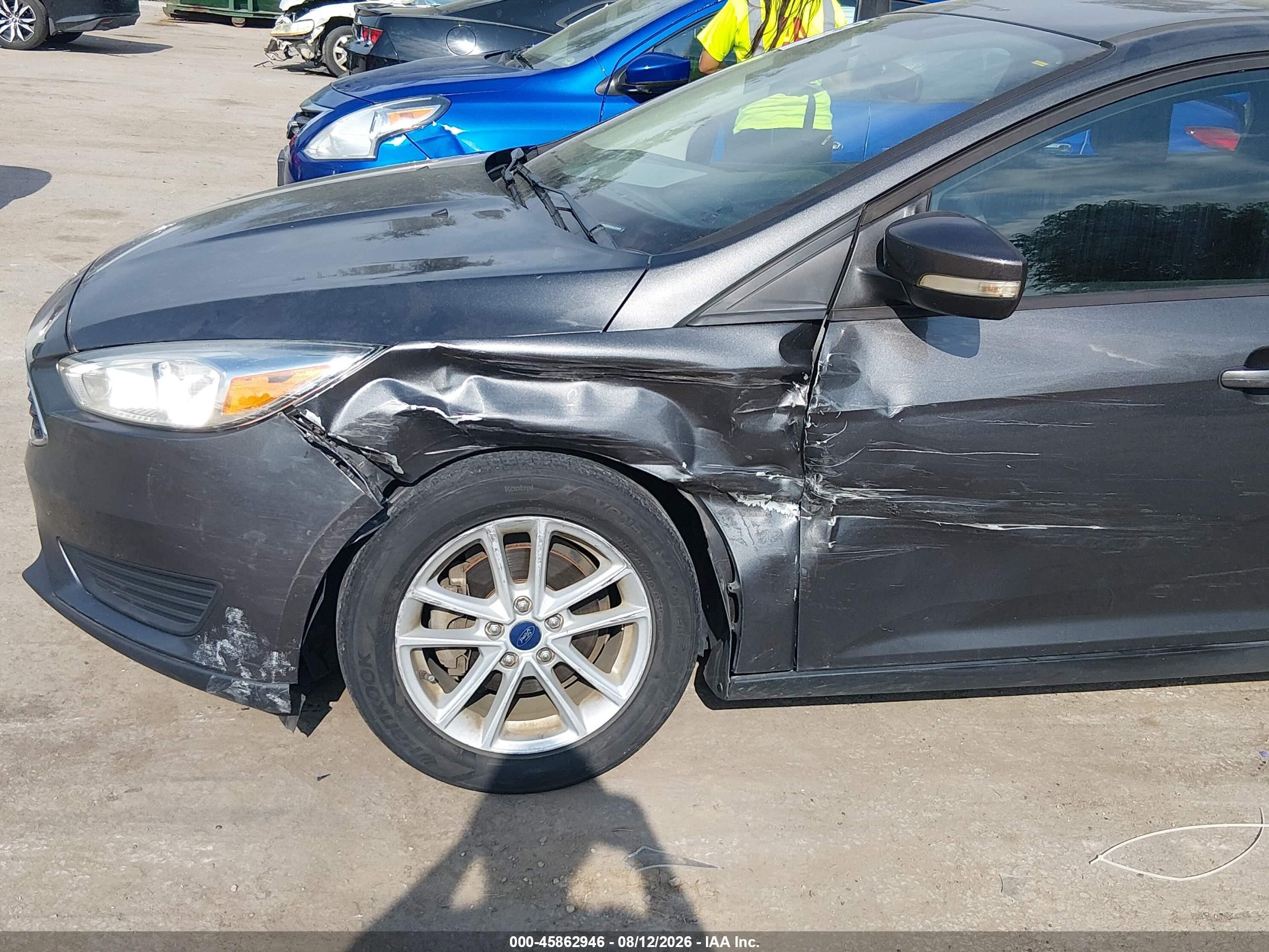 2017 Ford Focus Se Gray vin: 1FADP3F25HL221875