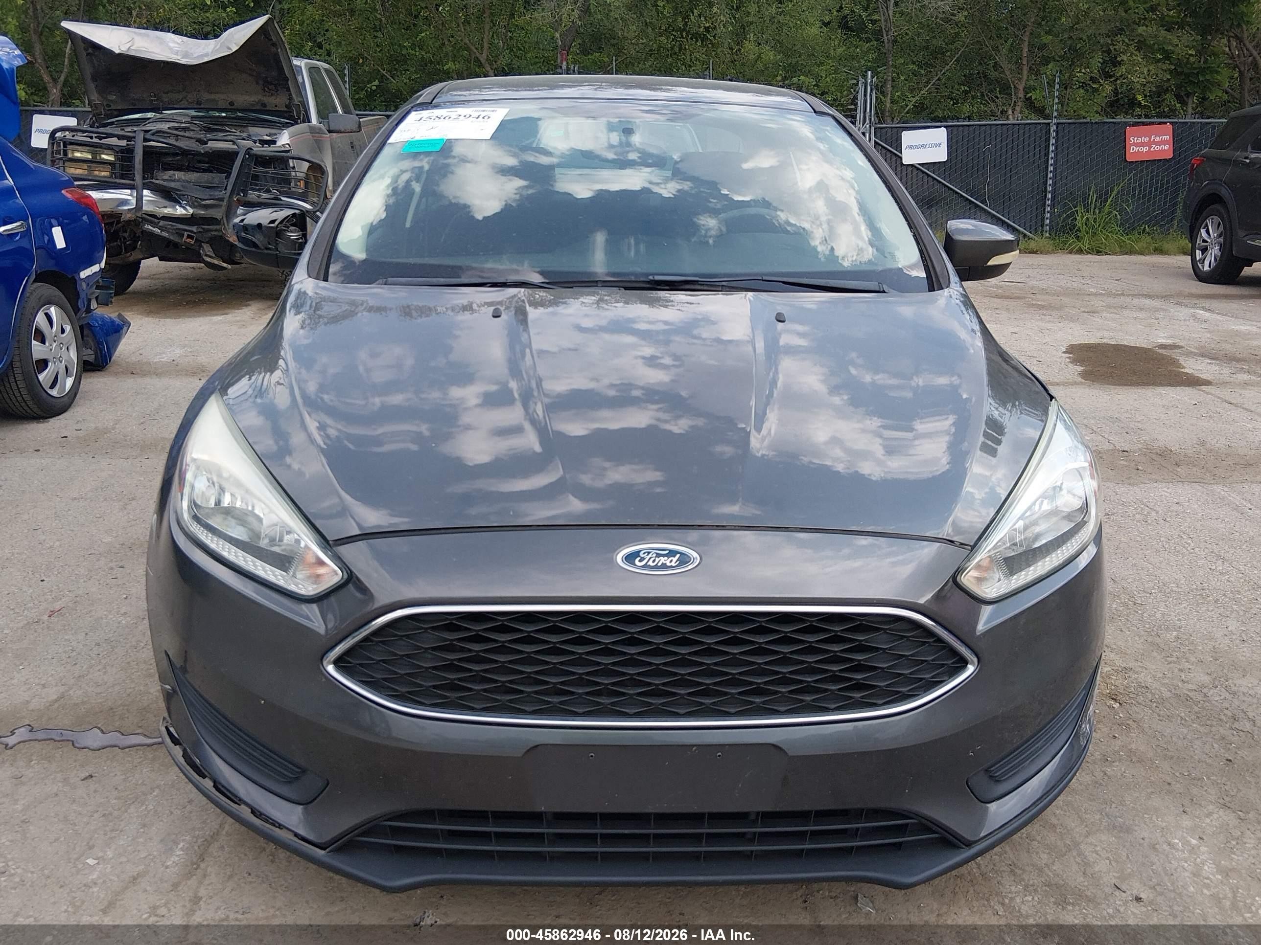 2017 Ford Focus Se Gray vin: 1FADP3F25HL221875