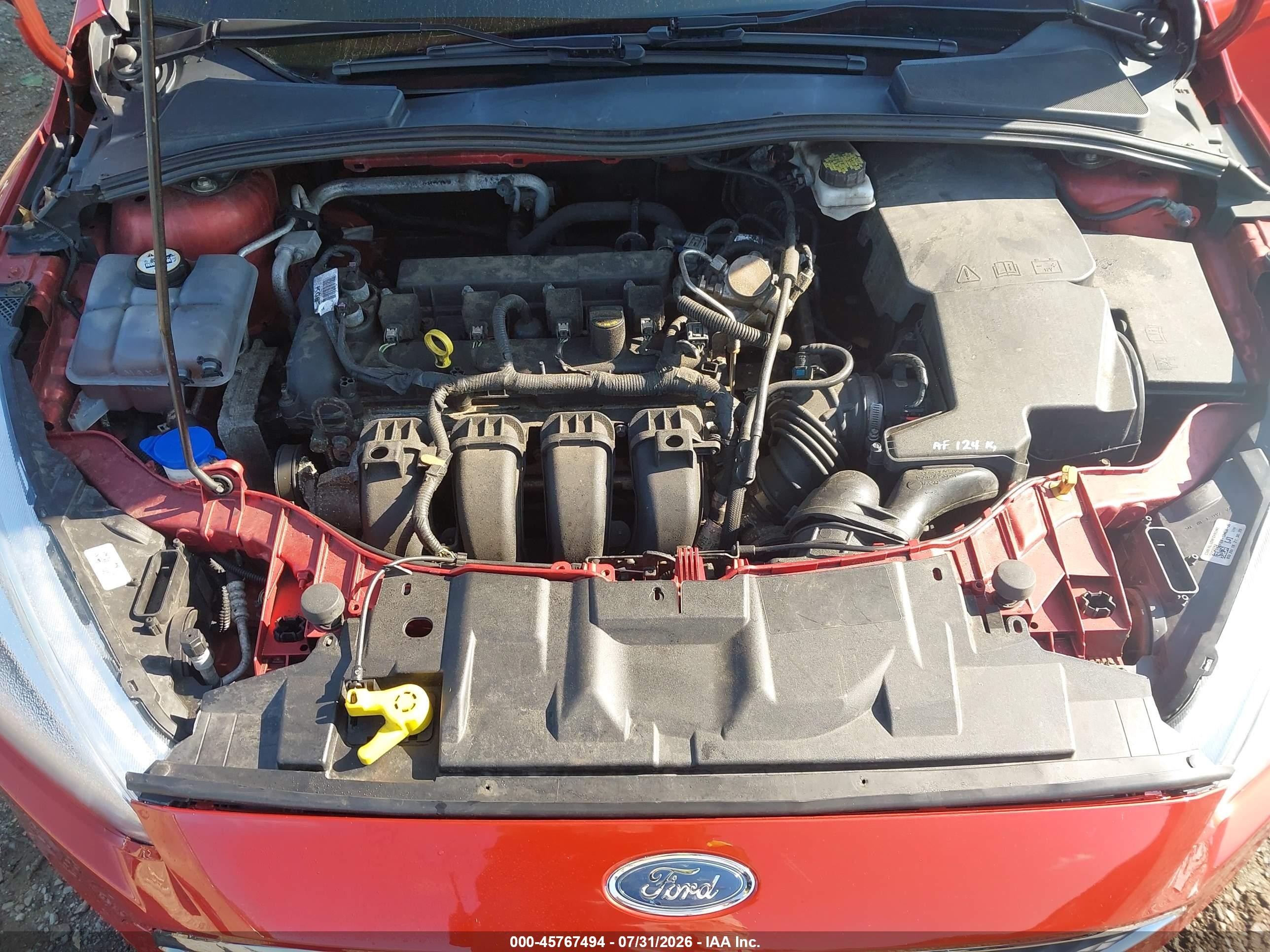 2018 Ford Focus Se Red vin: 1FADP3F25JL252257