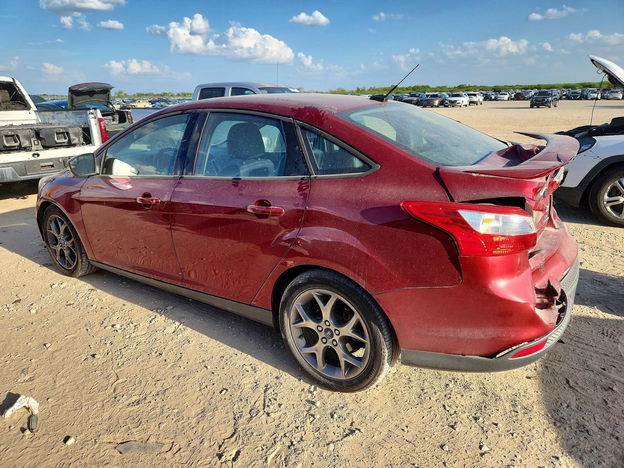 2013 Ford Focus Se Maroon vin: 1FADP3F26DL116160