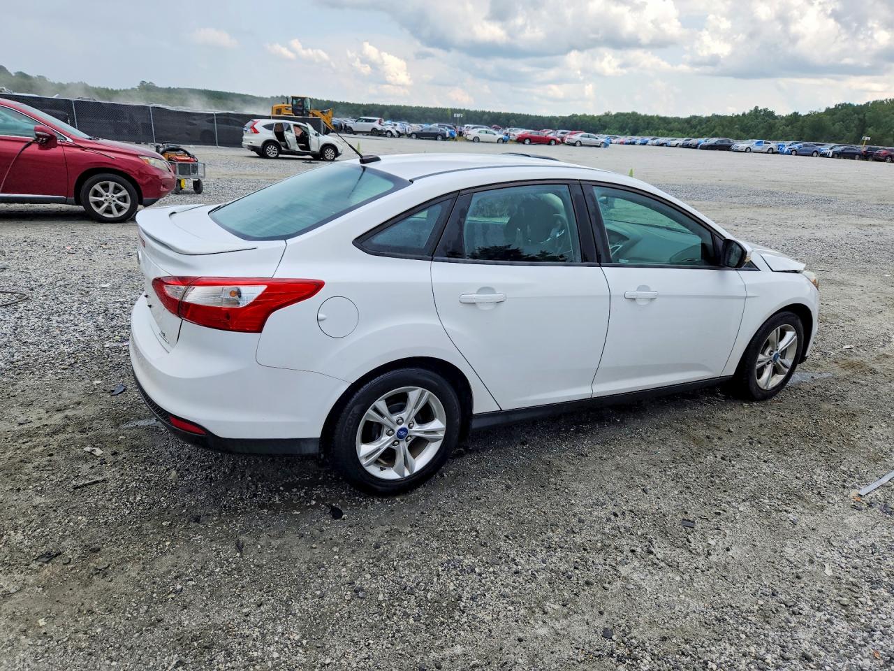 2013 Ford Focus Se Белый vin: 1FADP3F26DL125134