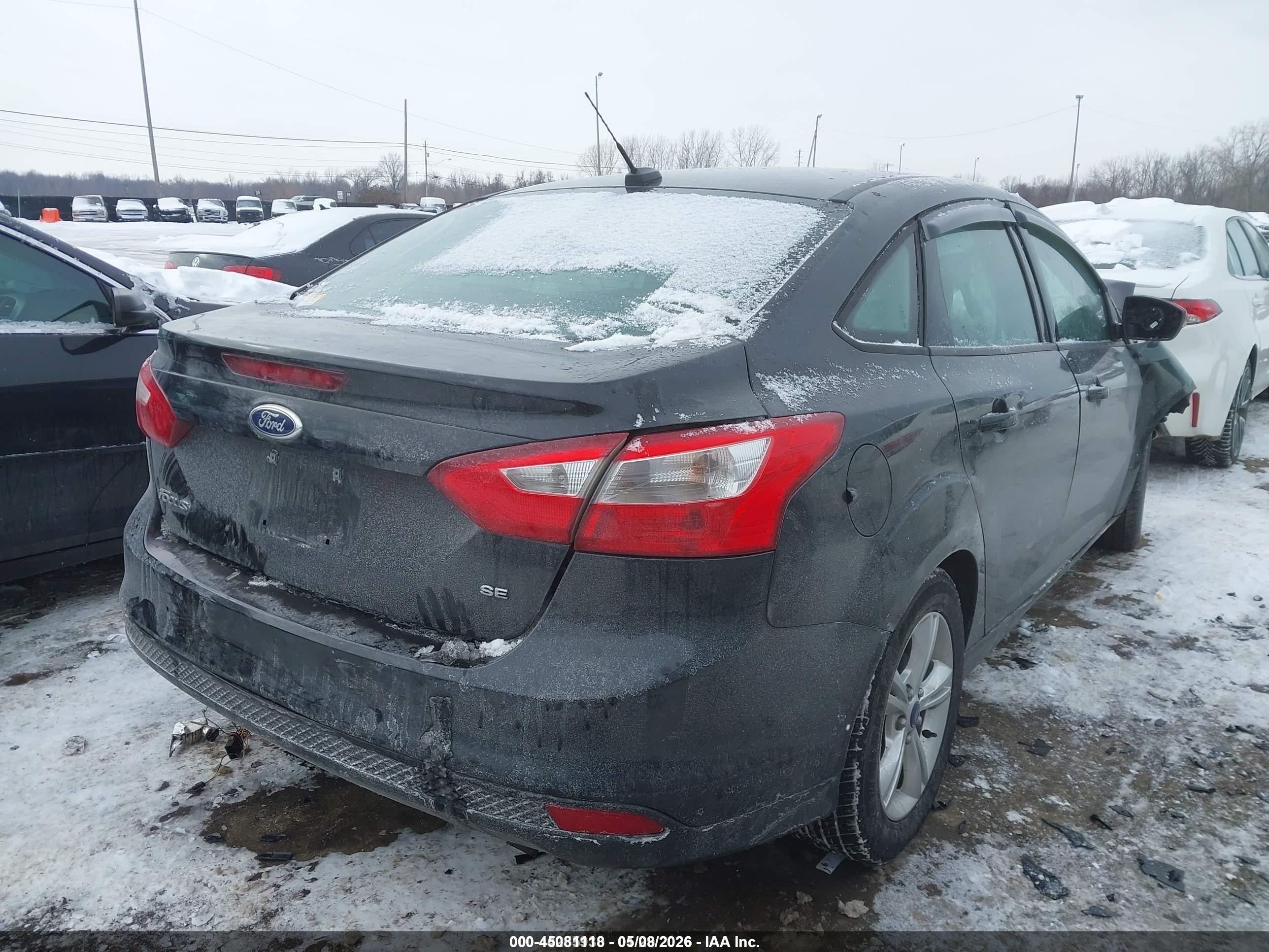 2013 Ford Focus Se Black vin: 1FADP3F26DL136425
