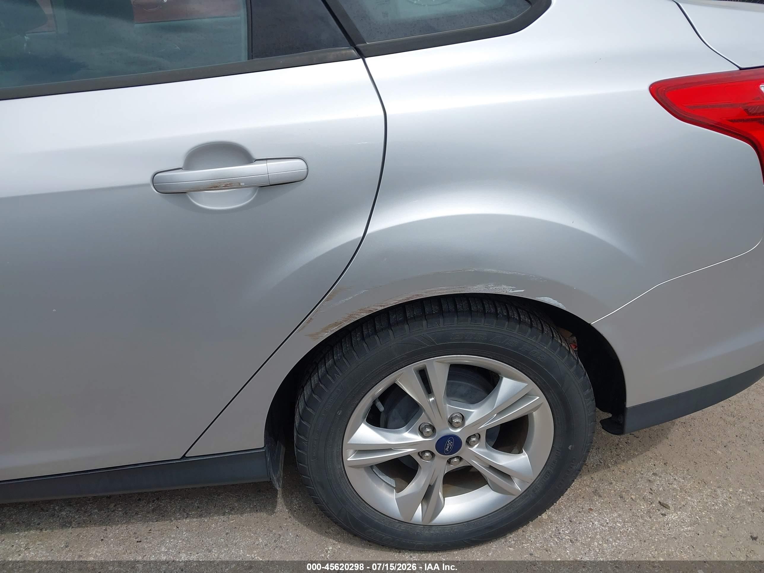 2013 Ford Focus Se Silver vin: 1FADP3F26DL158778