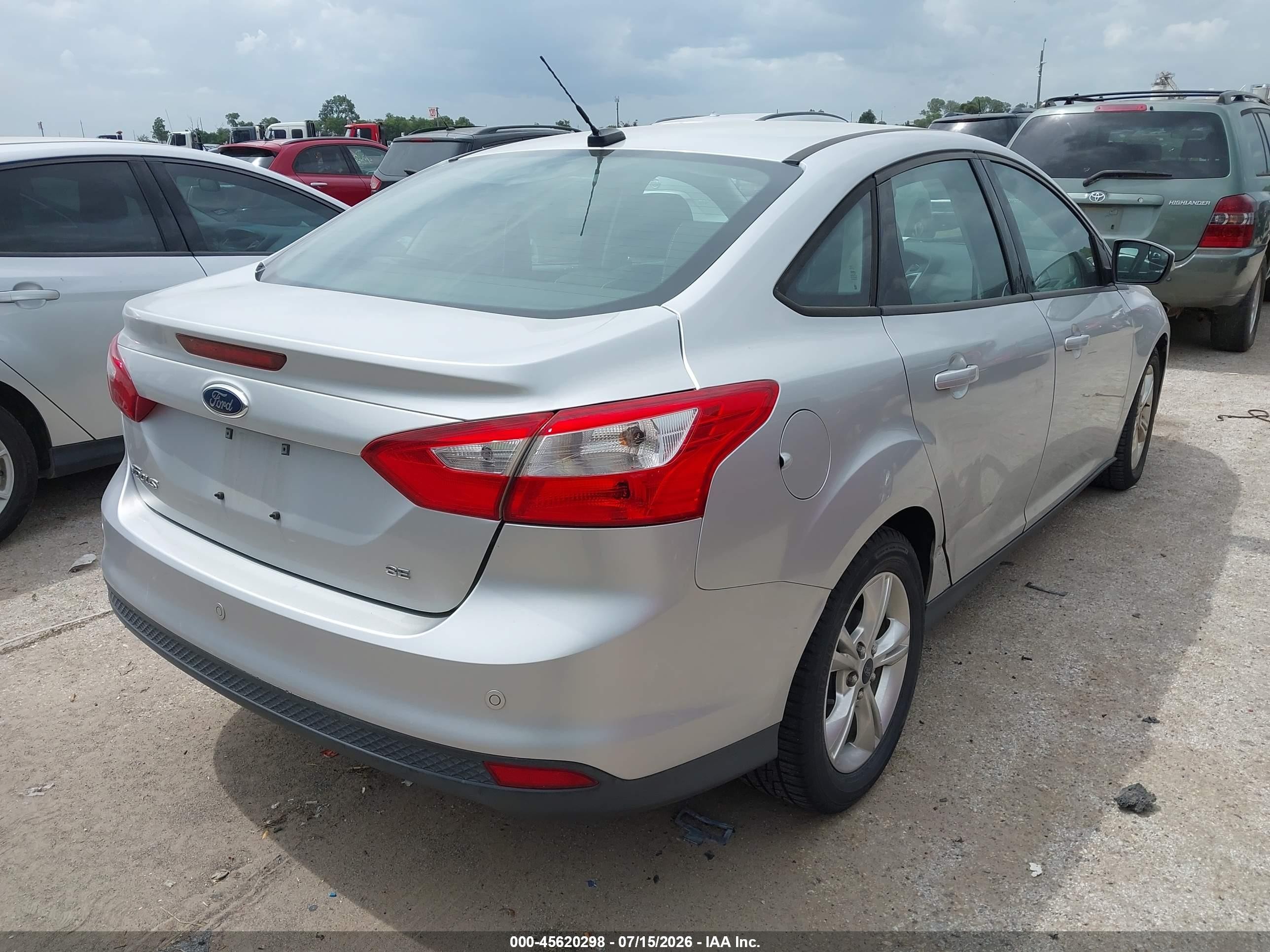 2013 Ford Focus Se Silver vin: 1FADP3F26DL158778