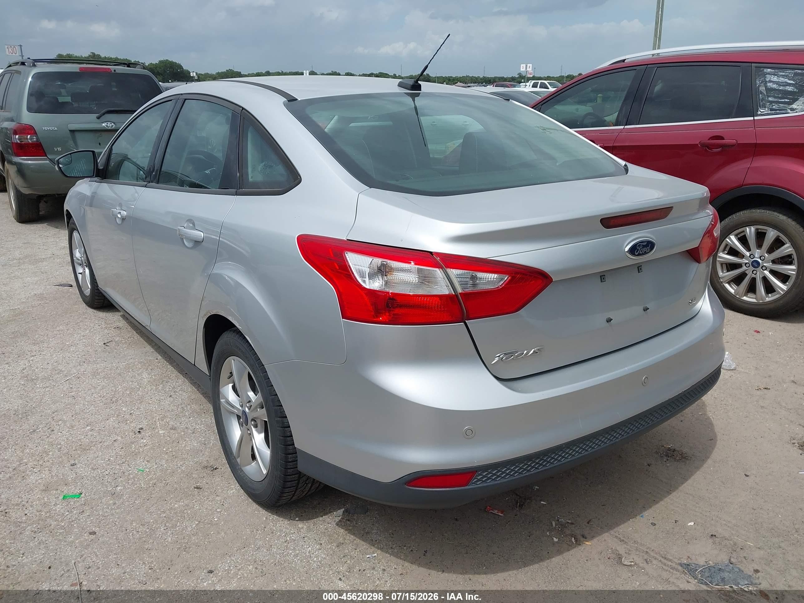 2013 Ford Focus Se Silver vin: 1FADP3F26DL158778