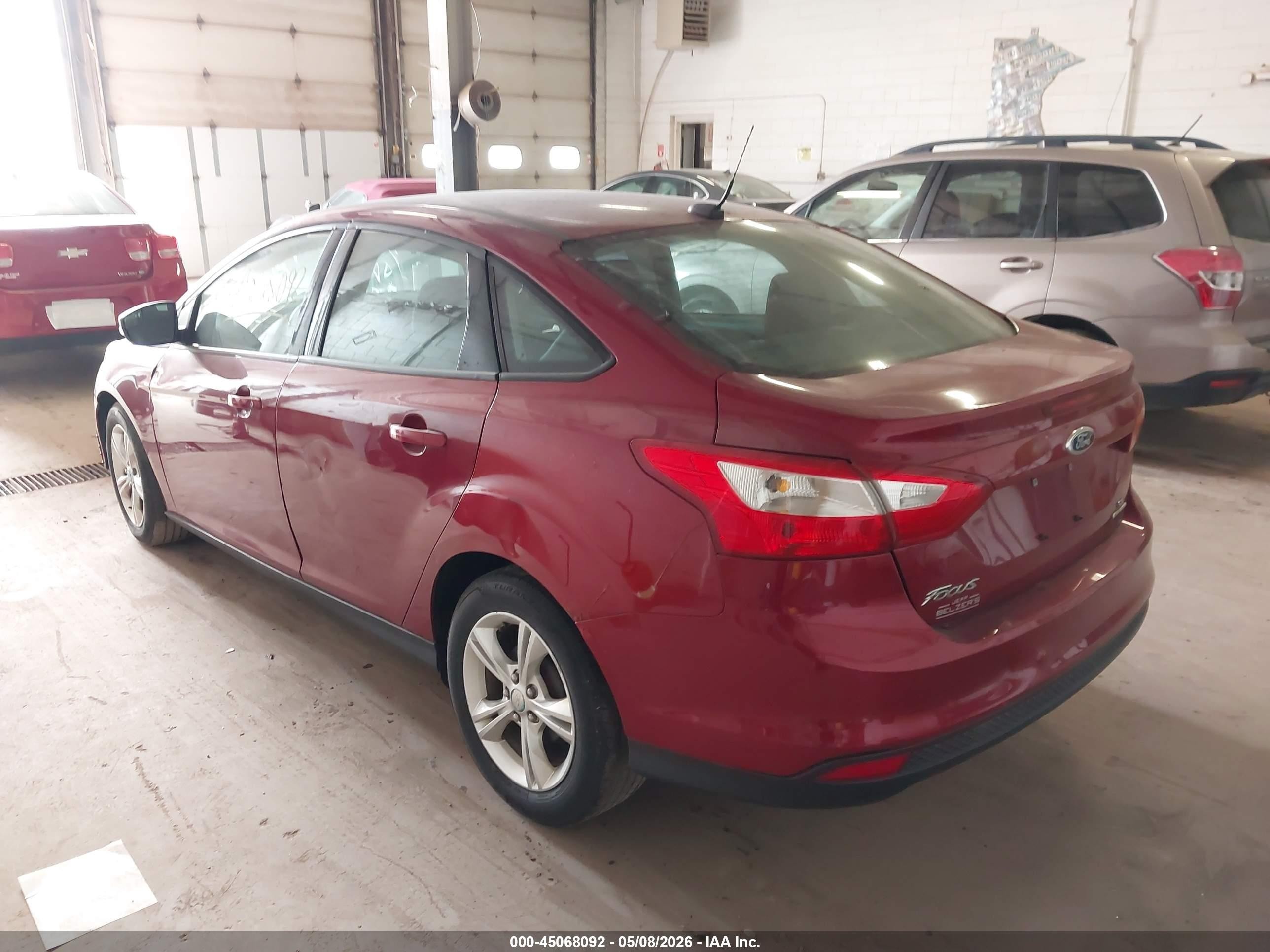 2013 Ford Focus Se Красный vin: 1FADP3F26DL189920