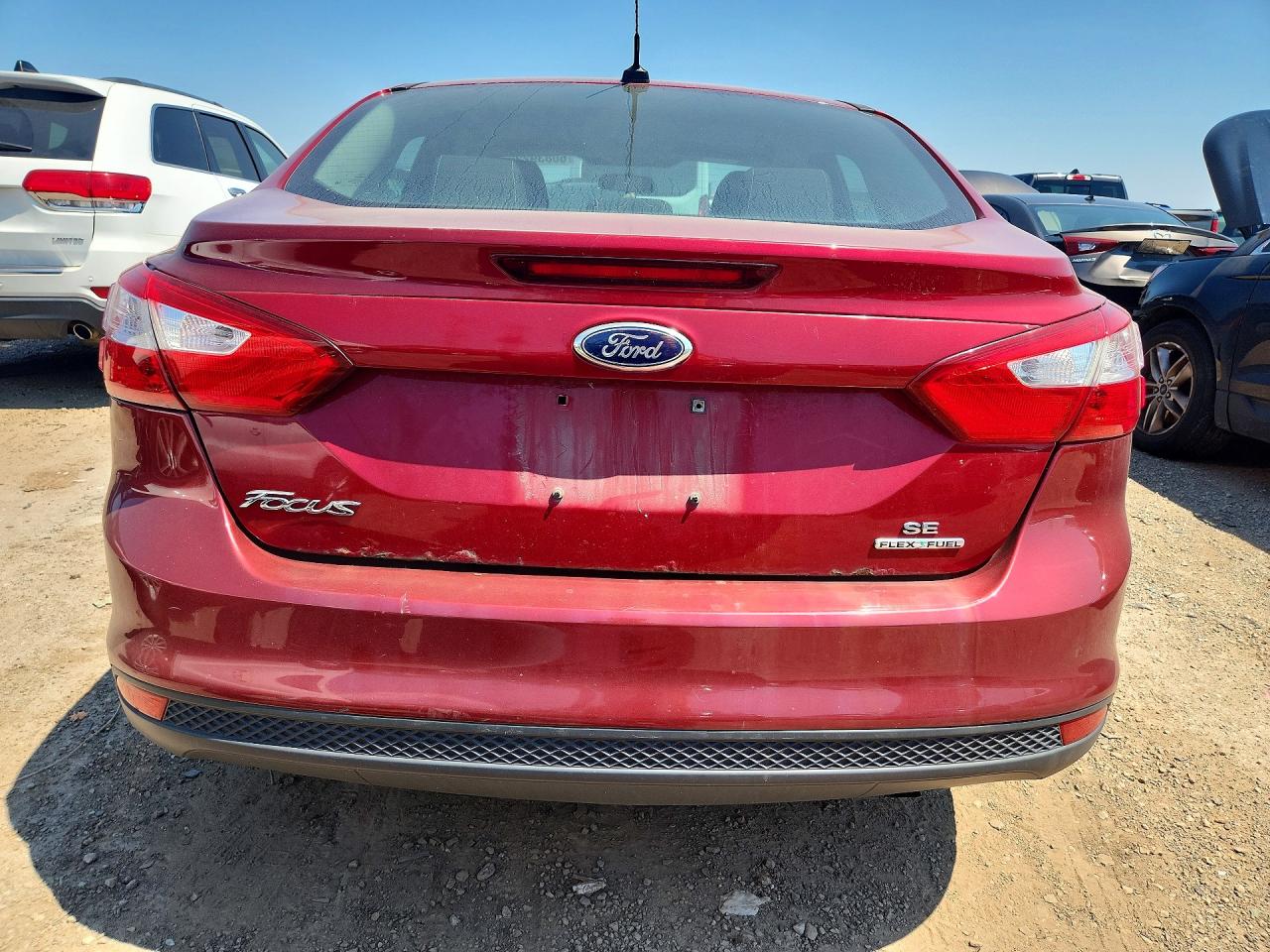 2013 Ford Focus Se Red vin: 1FADP3F26DL225492
