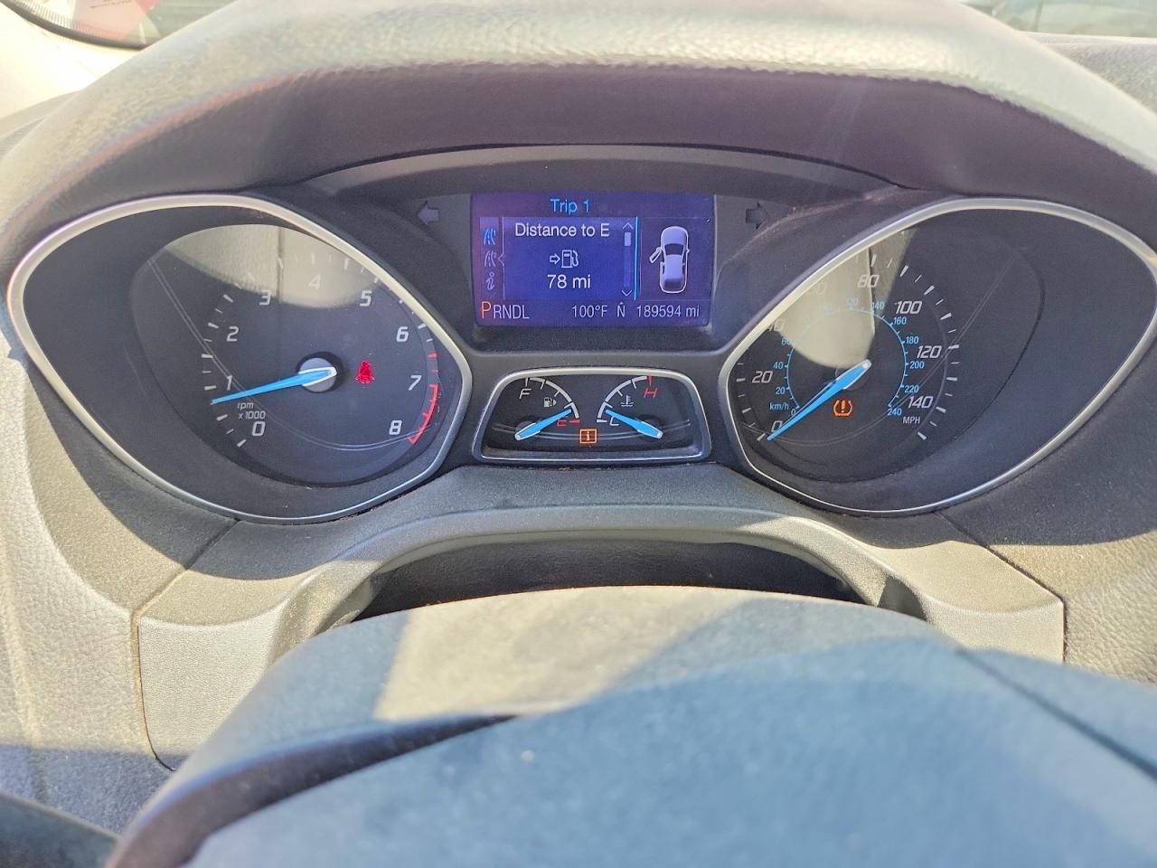 2013 Ford Focus Se Red vin: 1FADP3F26DL225492