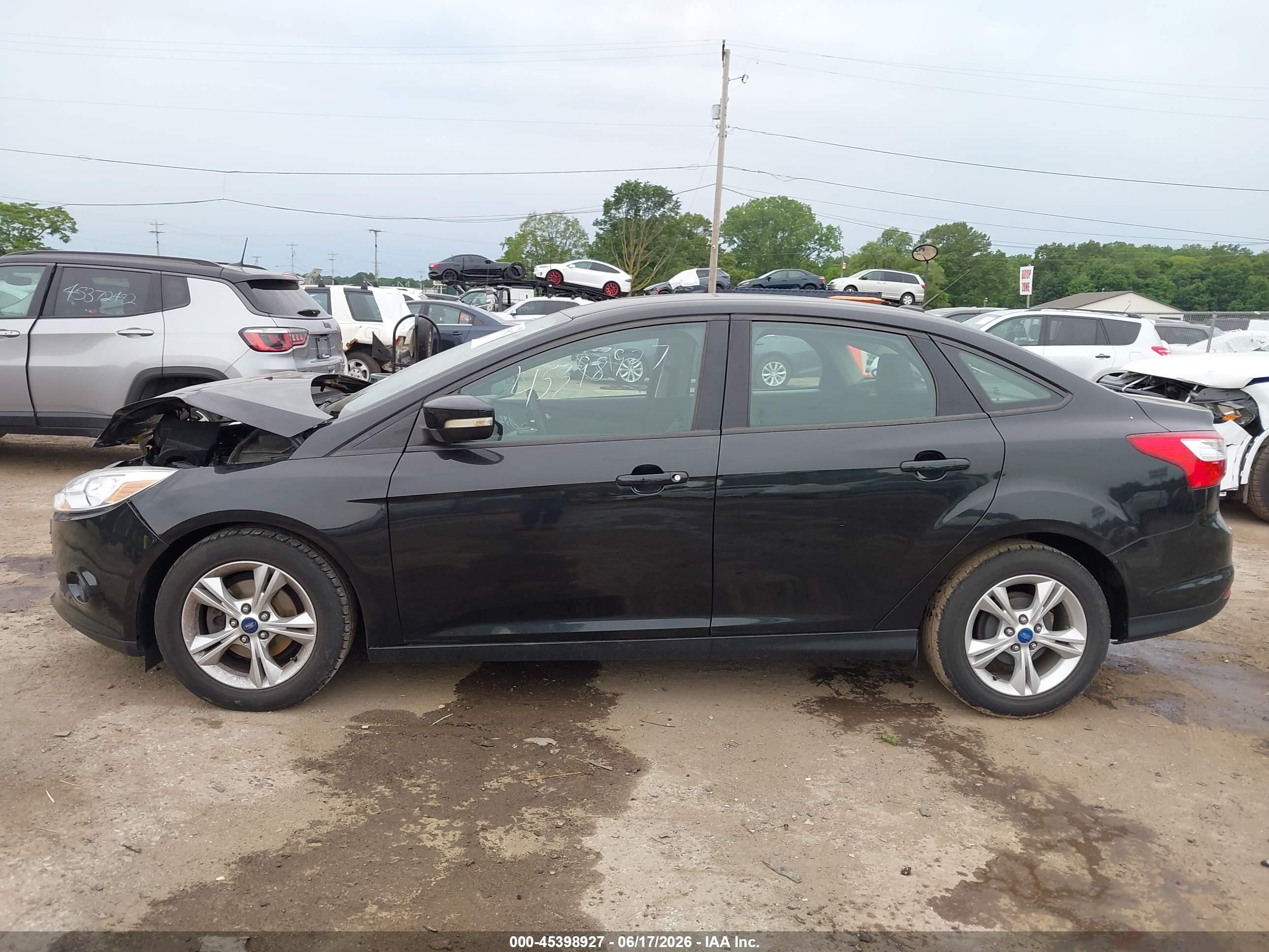 2013 Ford Focus Se Black vin: 1FADP3F26DL250568