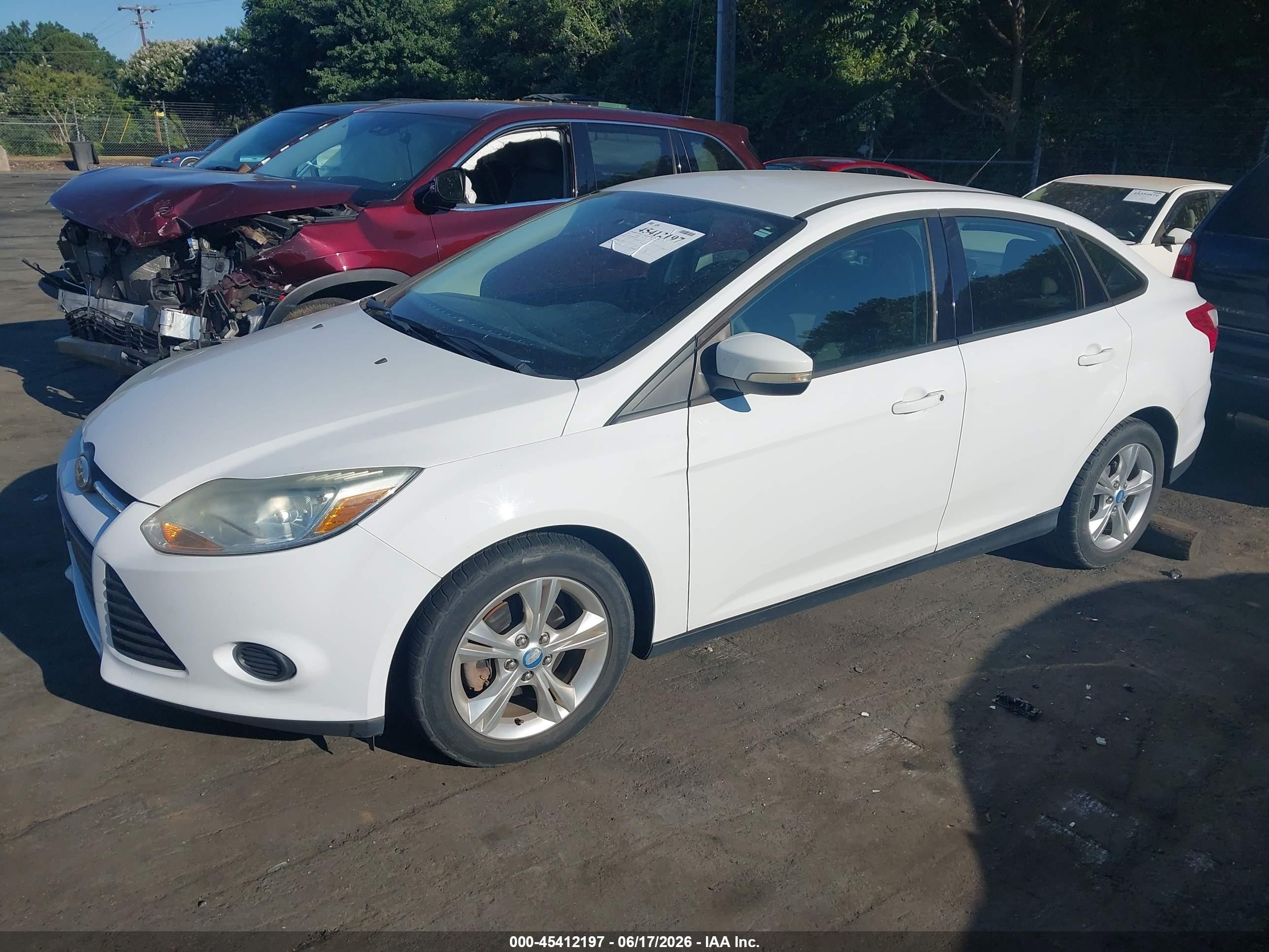 2013 Ford Focus Se Белый vin: 1FADP3F26DL262364