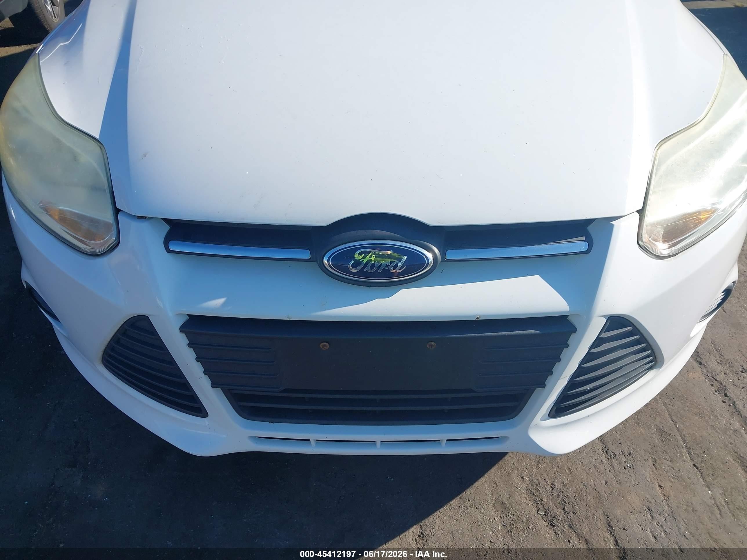 2013 Ford Focus Se Белый vin: 1FADP3F26DL262364