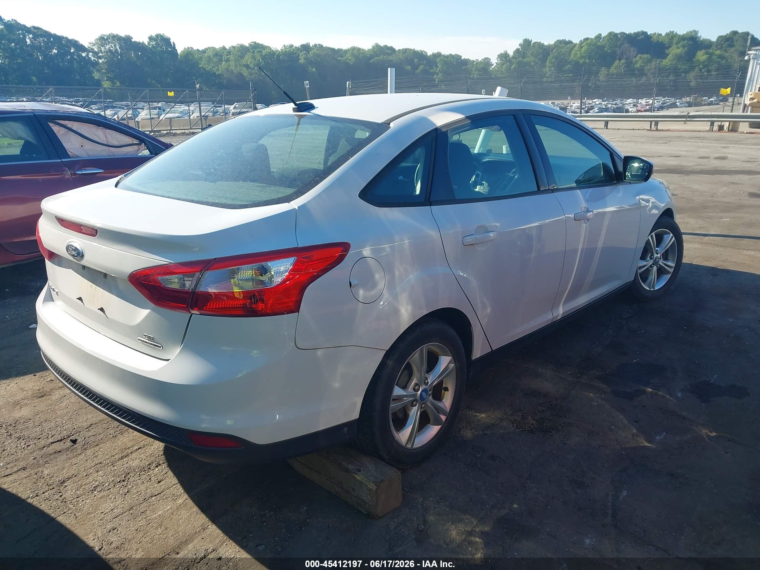 2013 Ford Focus Se Белый vin: 1FADP3F26DL262364