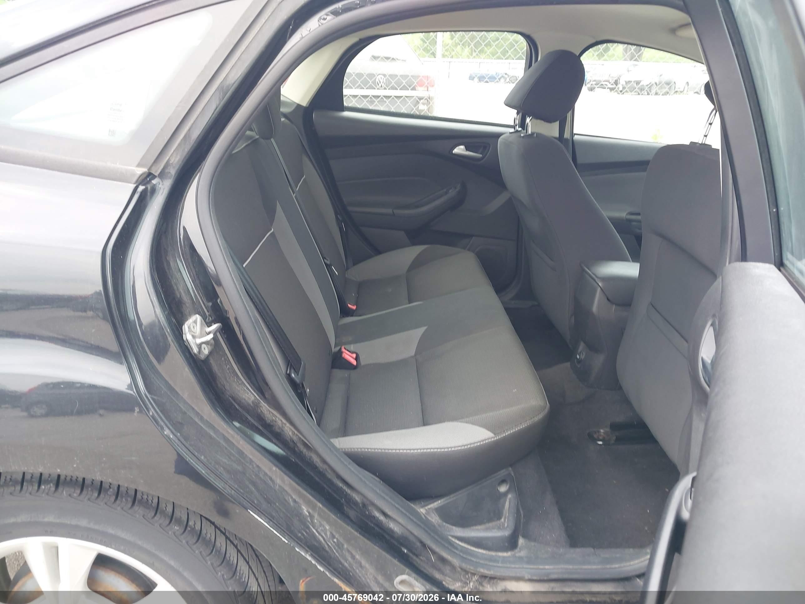 2013 Ford Focus Se Black vin: 1FADP3F26DL263790