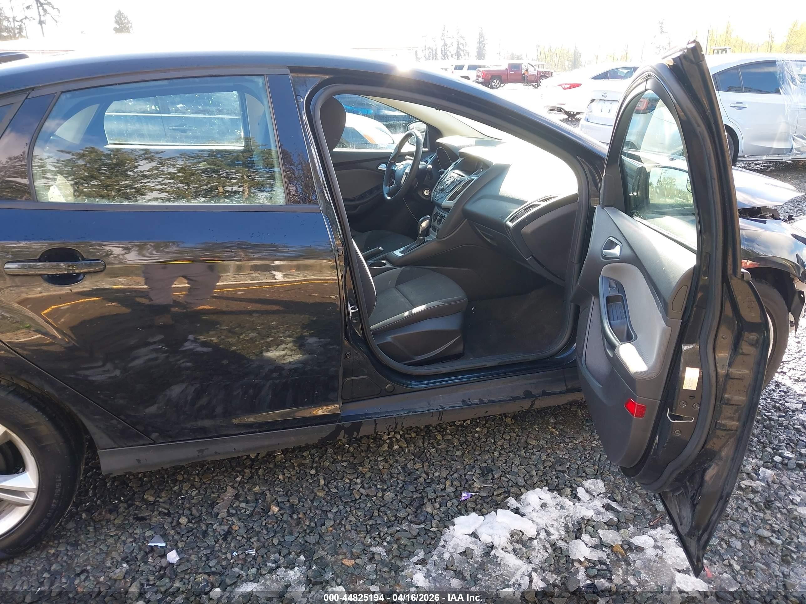 2013 Ford Focus Se Black vin: 1FADP3F26DL289998