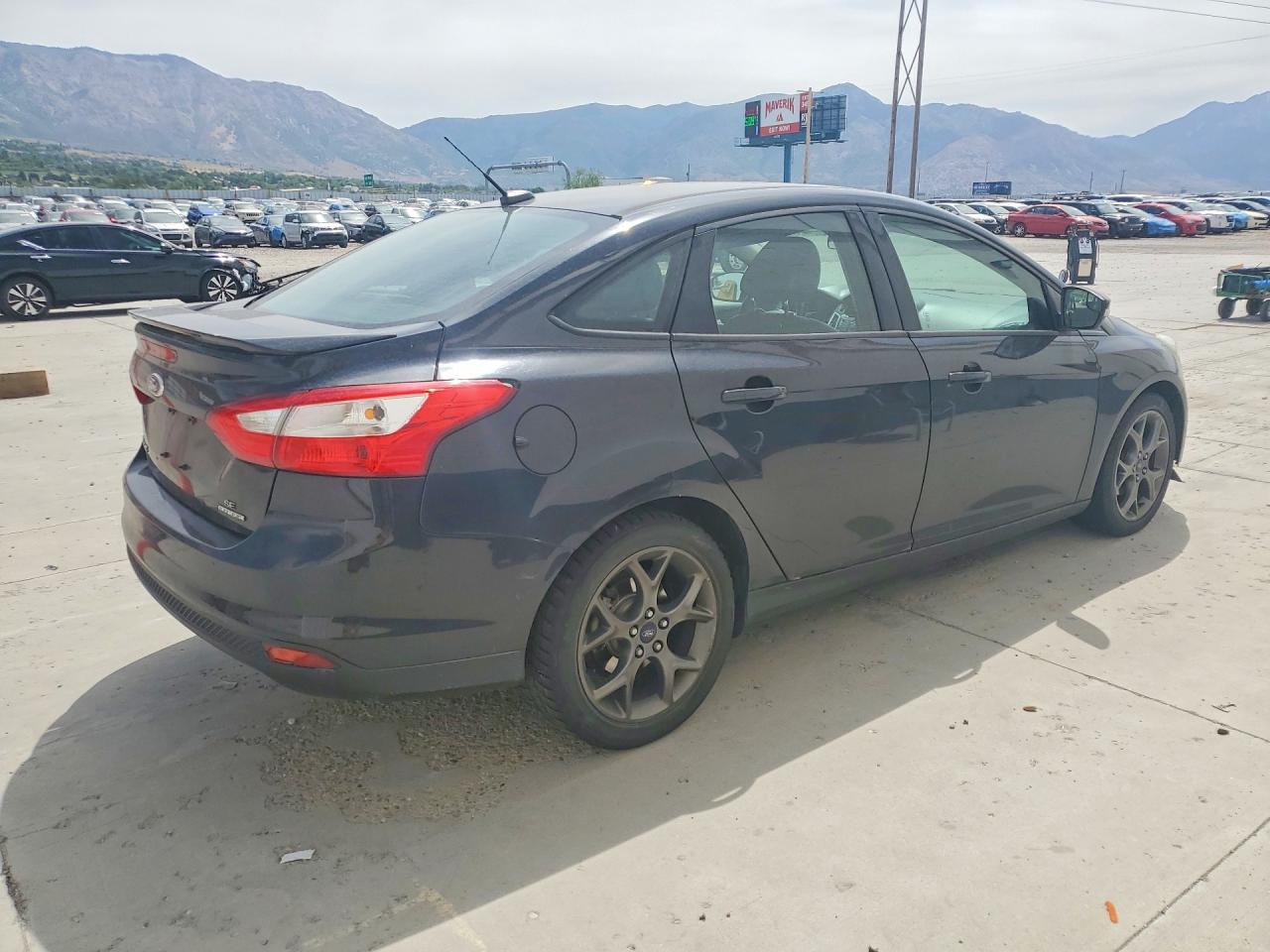 2013 Ford Focus Se Черный vin: 1FADP3F26DL298491