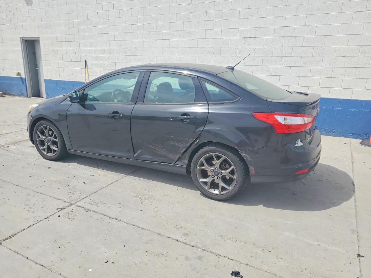 2013 Ford Focus Se Черный vin: 1FADP3F26DL298491