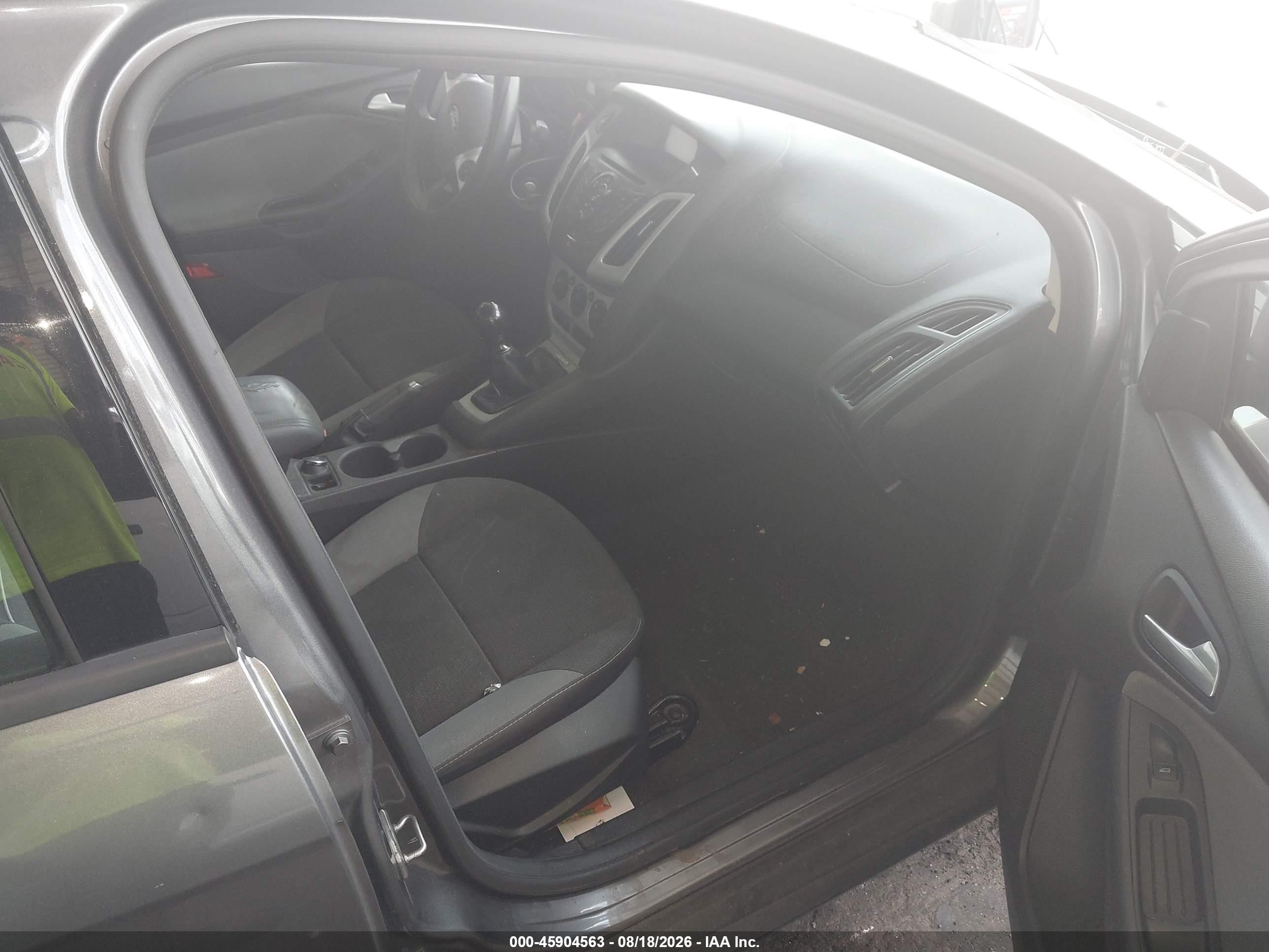 2013 Ford Focus Se Gray vin: 1FADP3F26DL305715