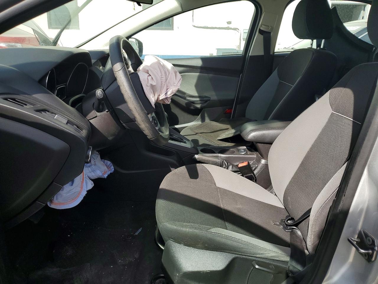 2013 Ford Focus Se Silver vin: 1FADP3F26DL323065