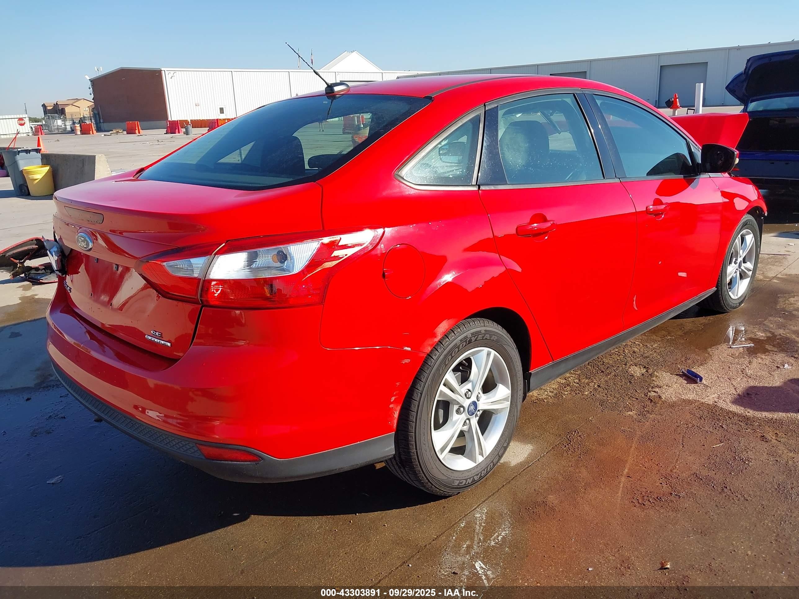 2013 Ford Focus Se Red vin: 1FADP3F26DL333773